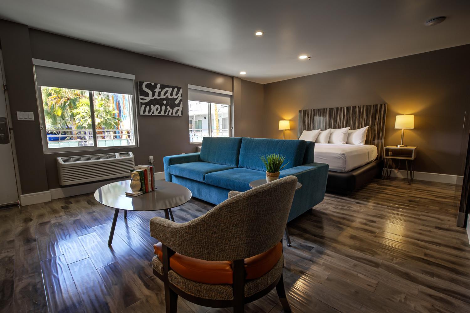 Poolside King Suite - Photo 1