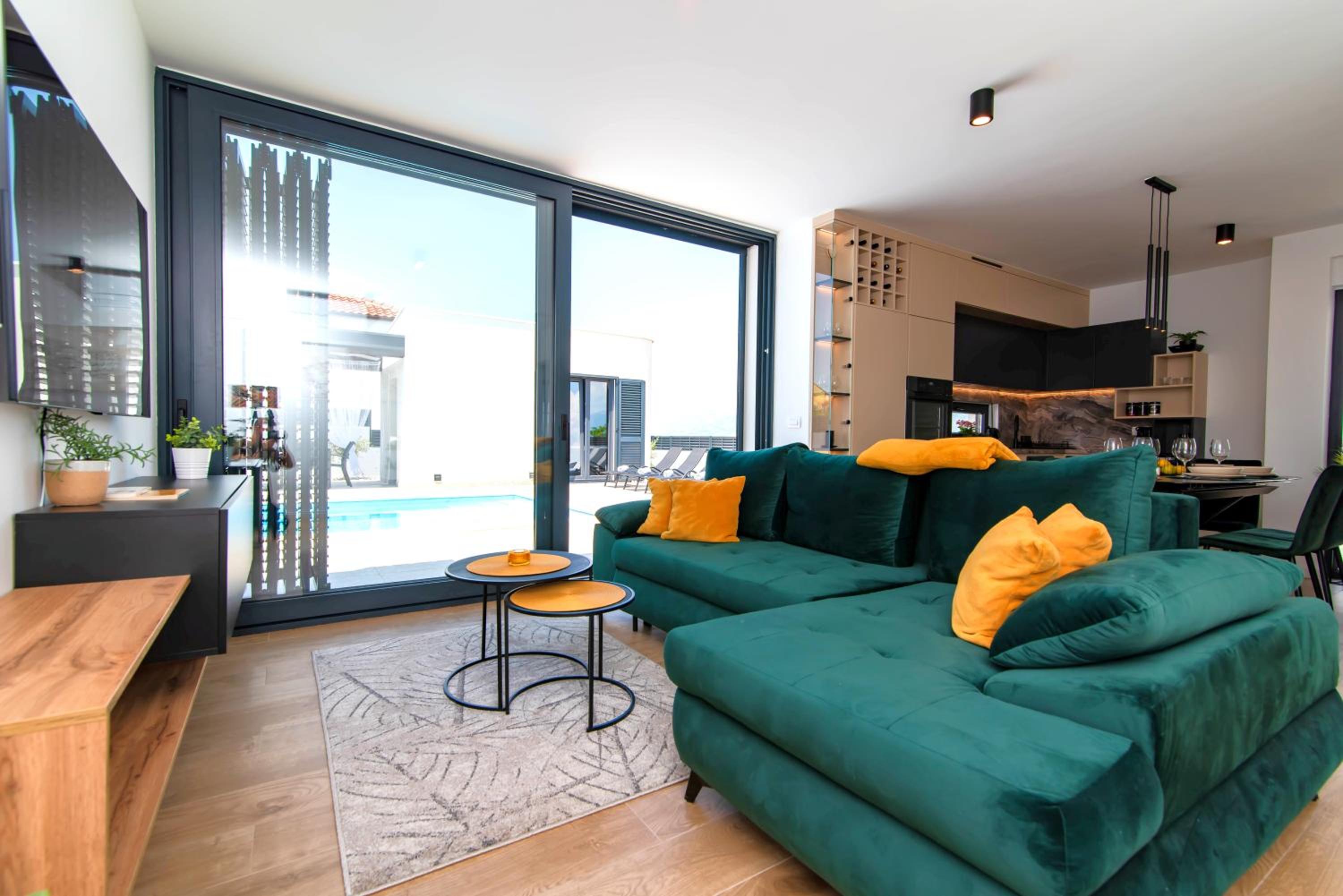 Three-Bedroom Villa photo 1