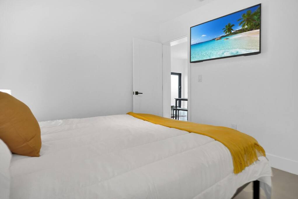 Three-Bedroom Villa photo 1