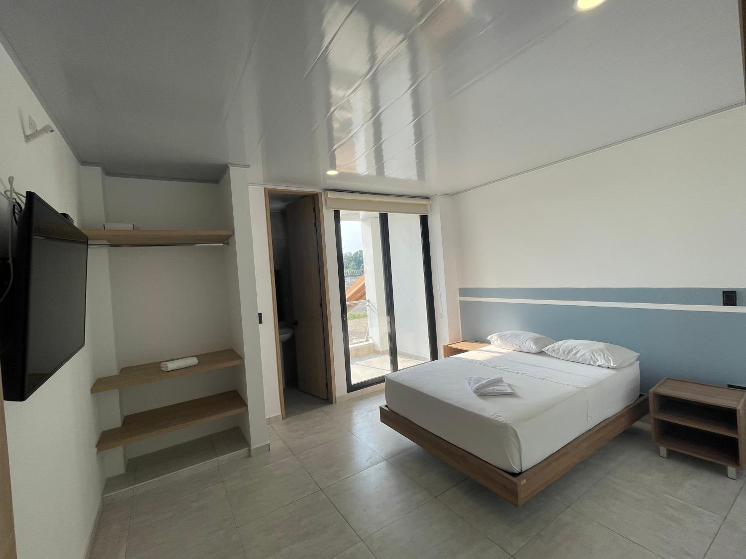 Economy Double Room photo 1