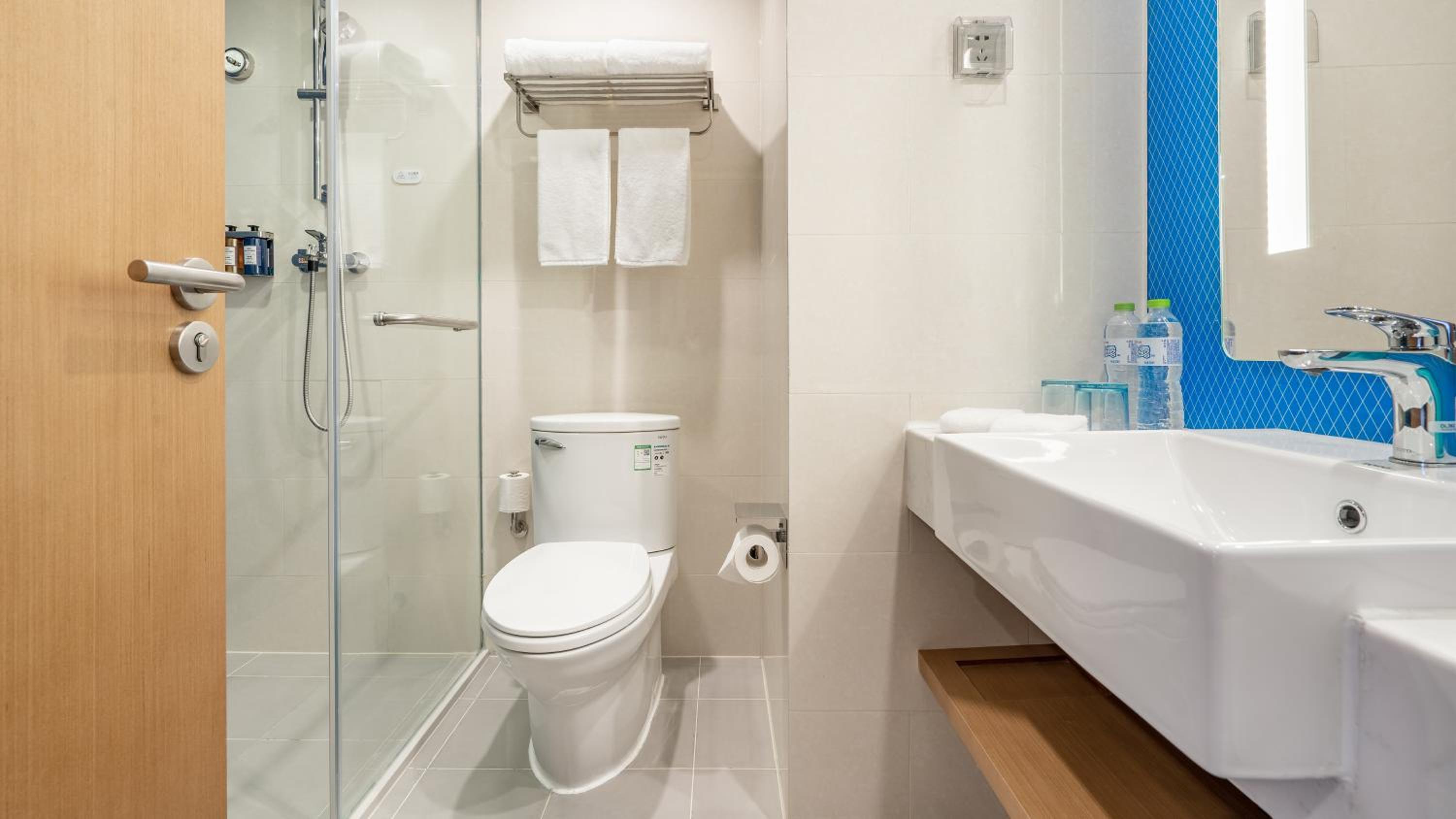 Standard Room - Photo 5