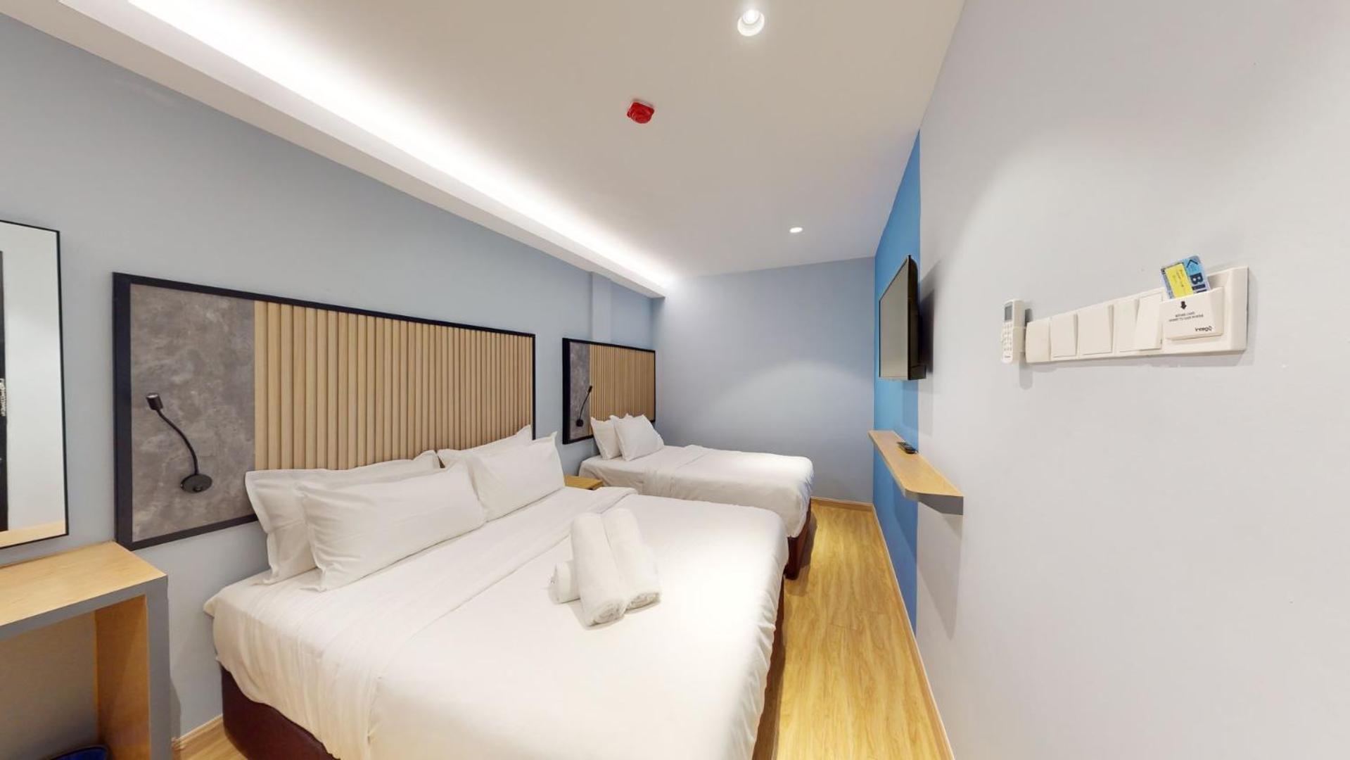 Standard Family Room - Photo 10