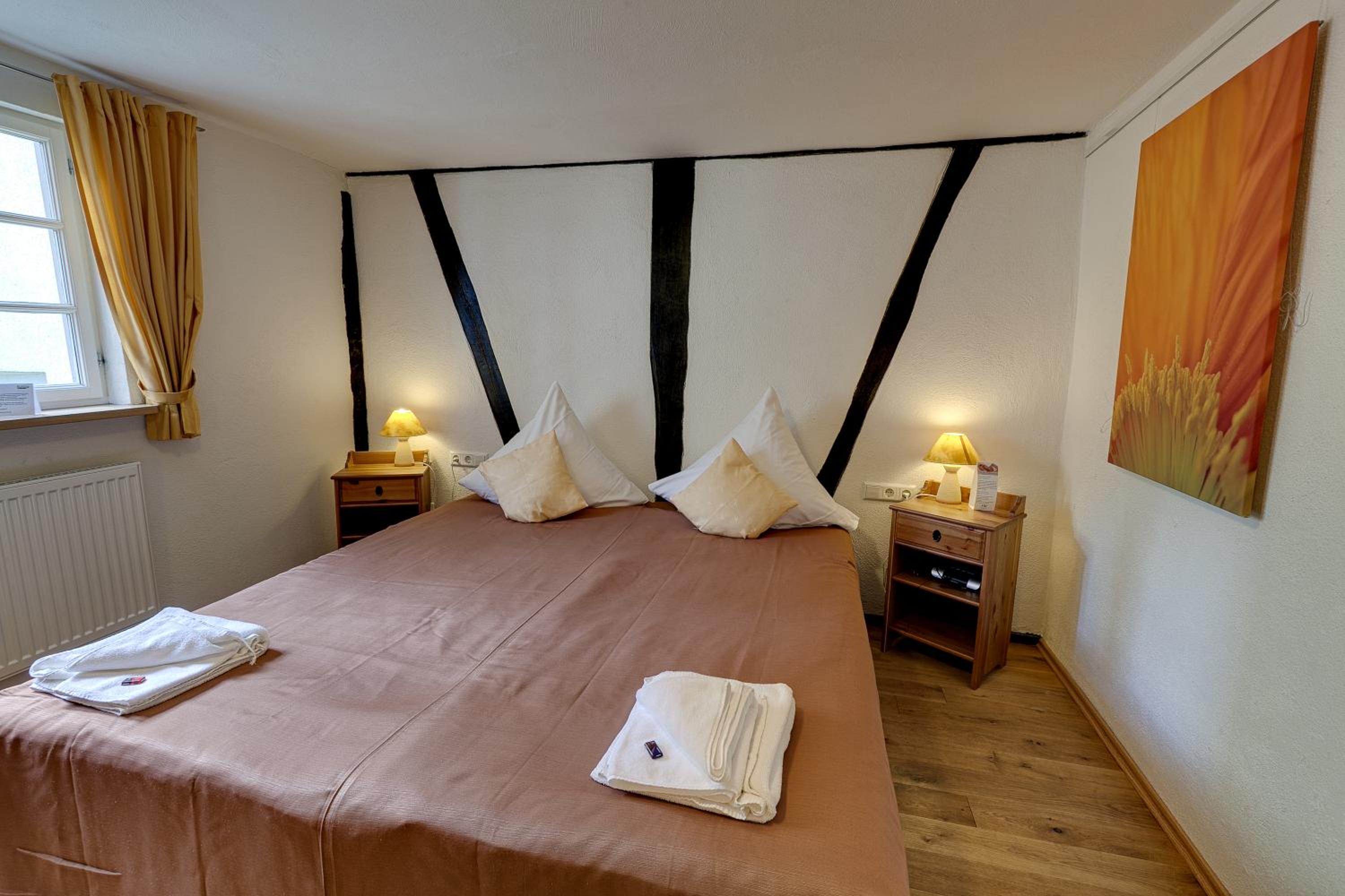 Single Room with Private Bathroom photo 3