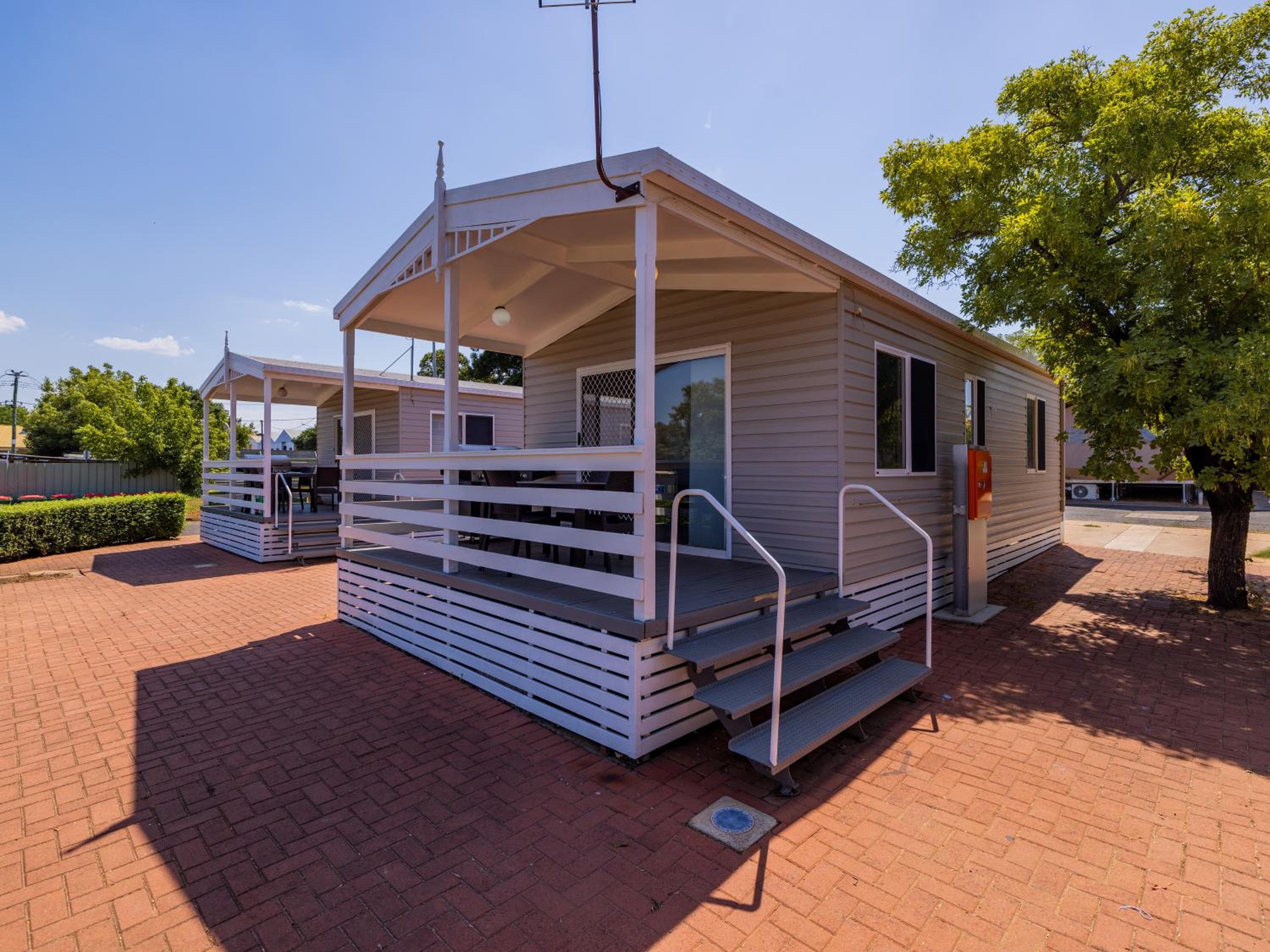 2 Bedroom Cabin - 5 pax photo 2