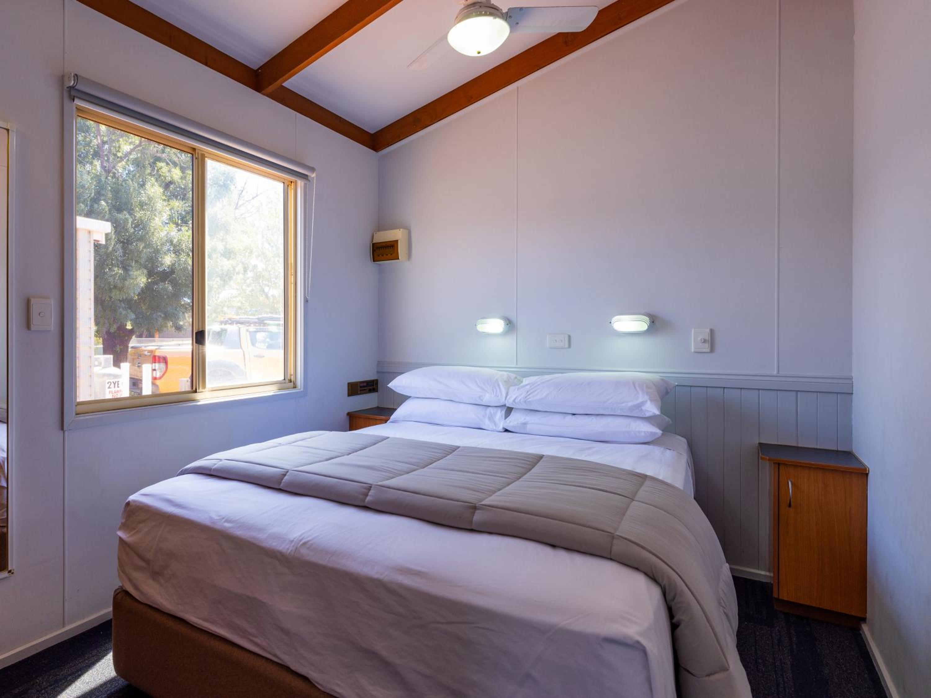 2 Bedroom Cabin - 6 pax photo 3