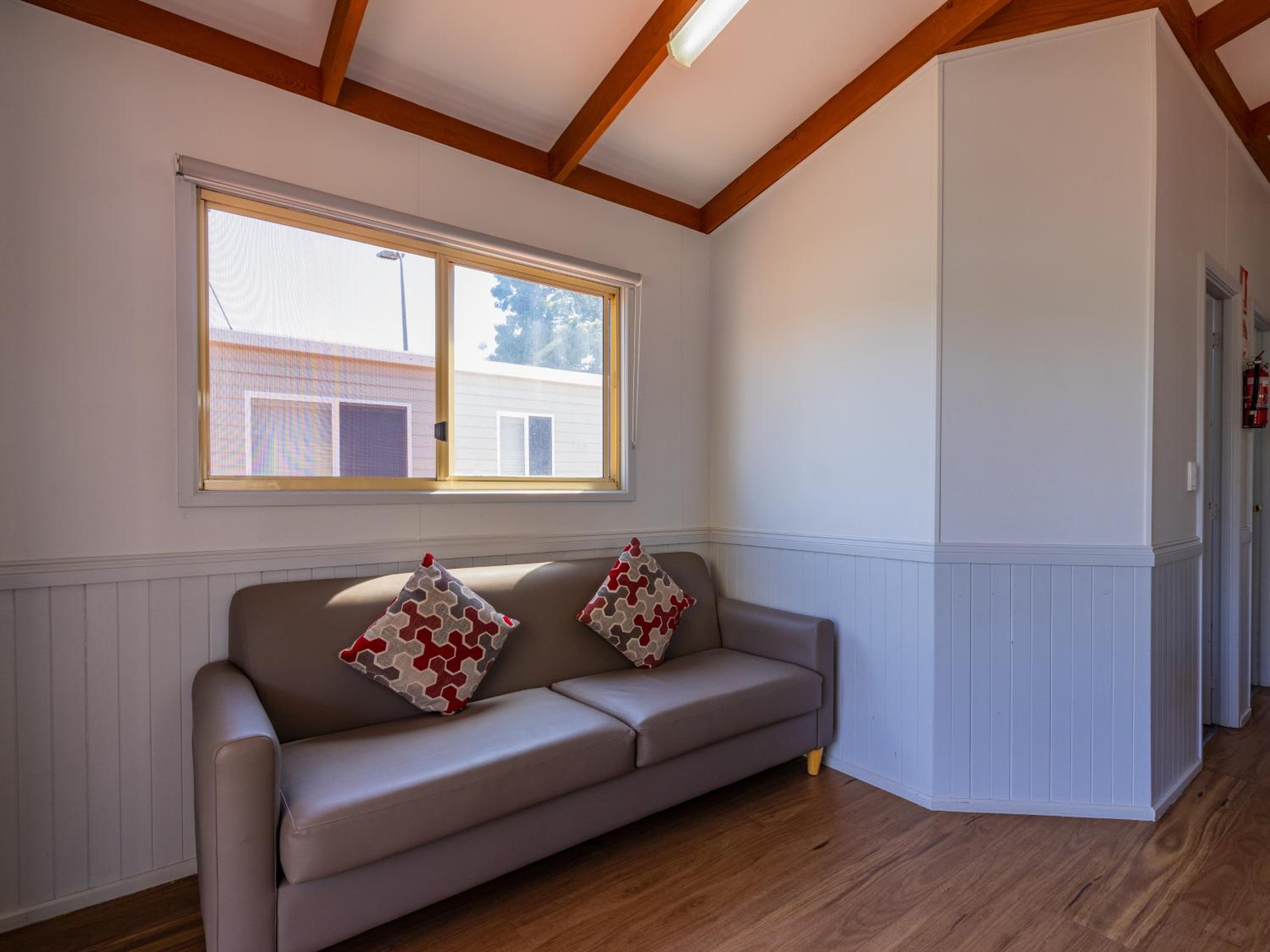 2 Bedroom Cabin - 6 pax photo 1