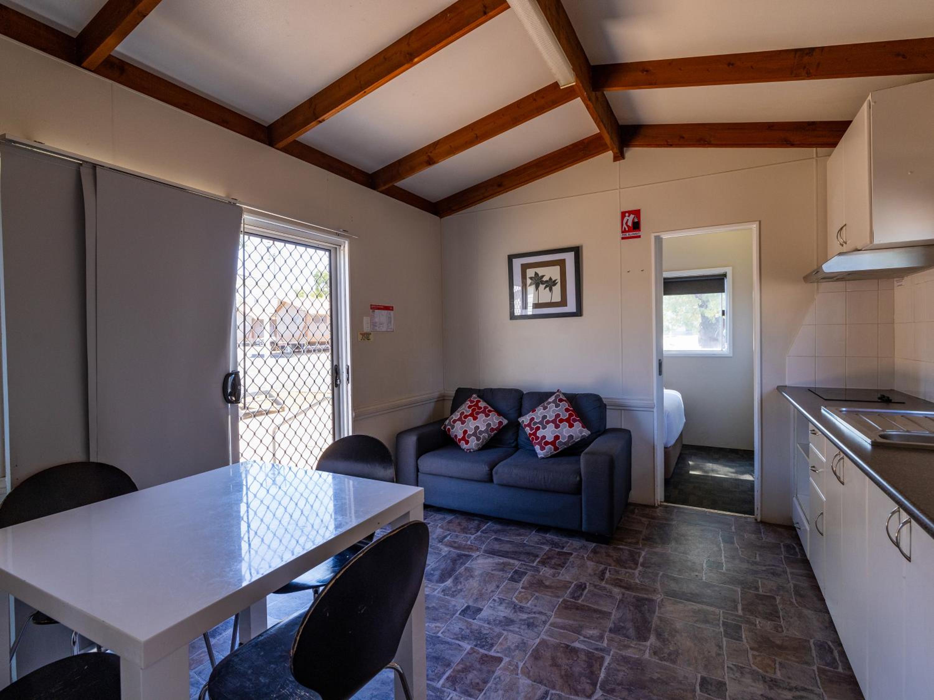 Family Budget Cabin 4 Pax photo 2