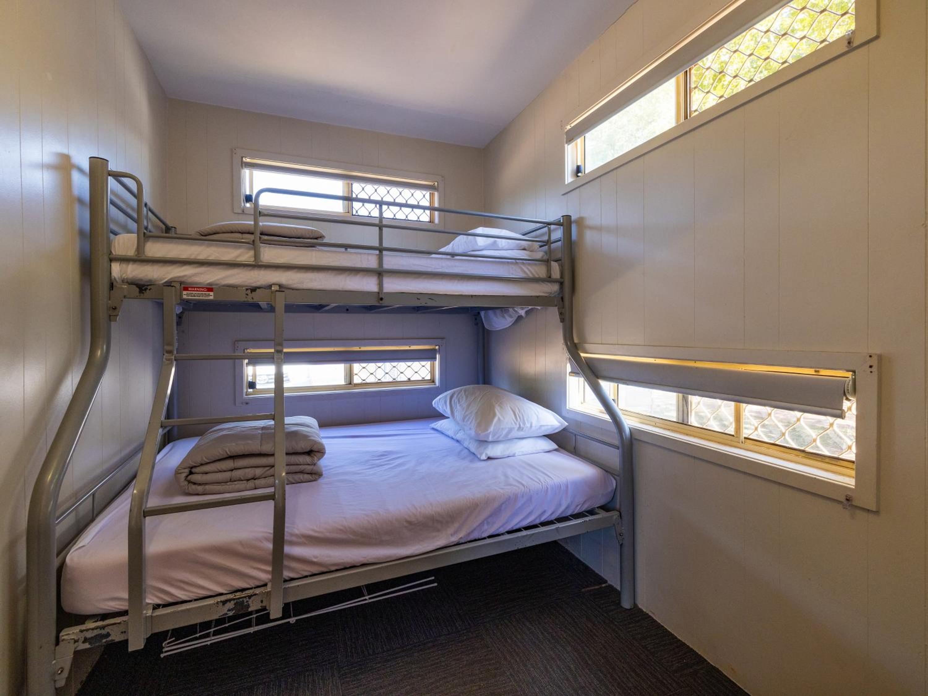 Family Budget Cabin 5 Pax photo 2