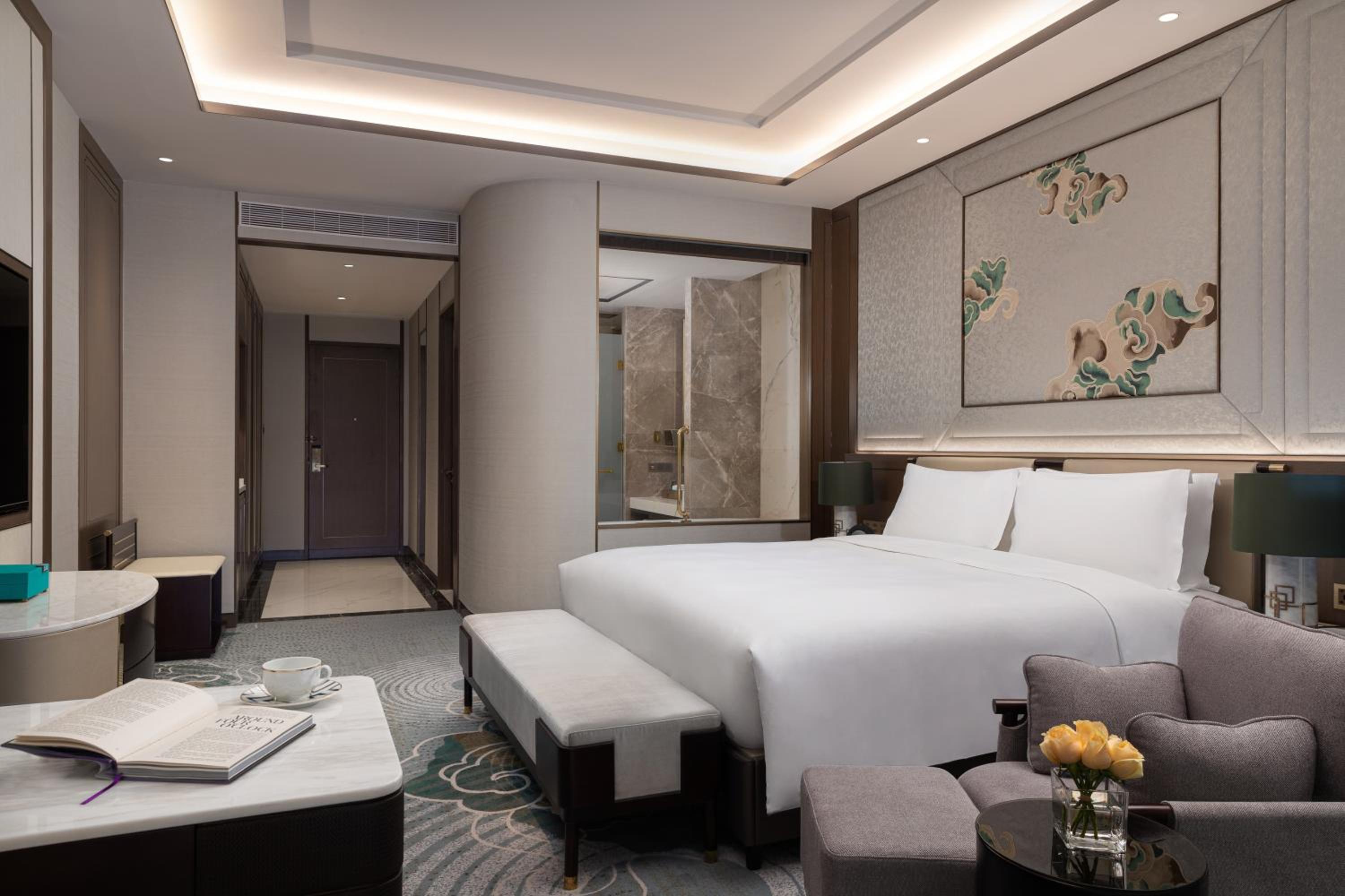 Luxury King Room