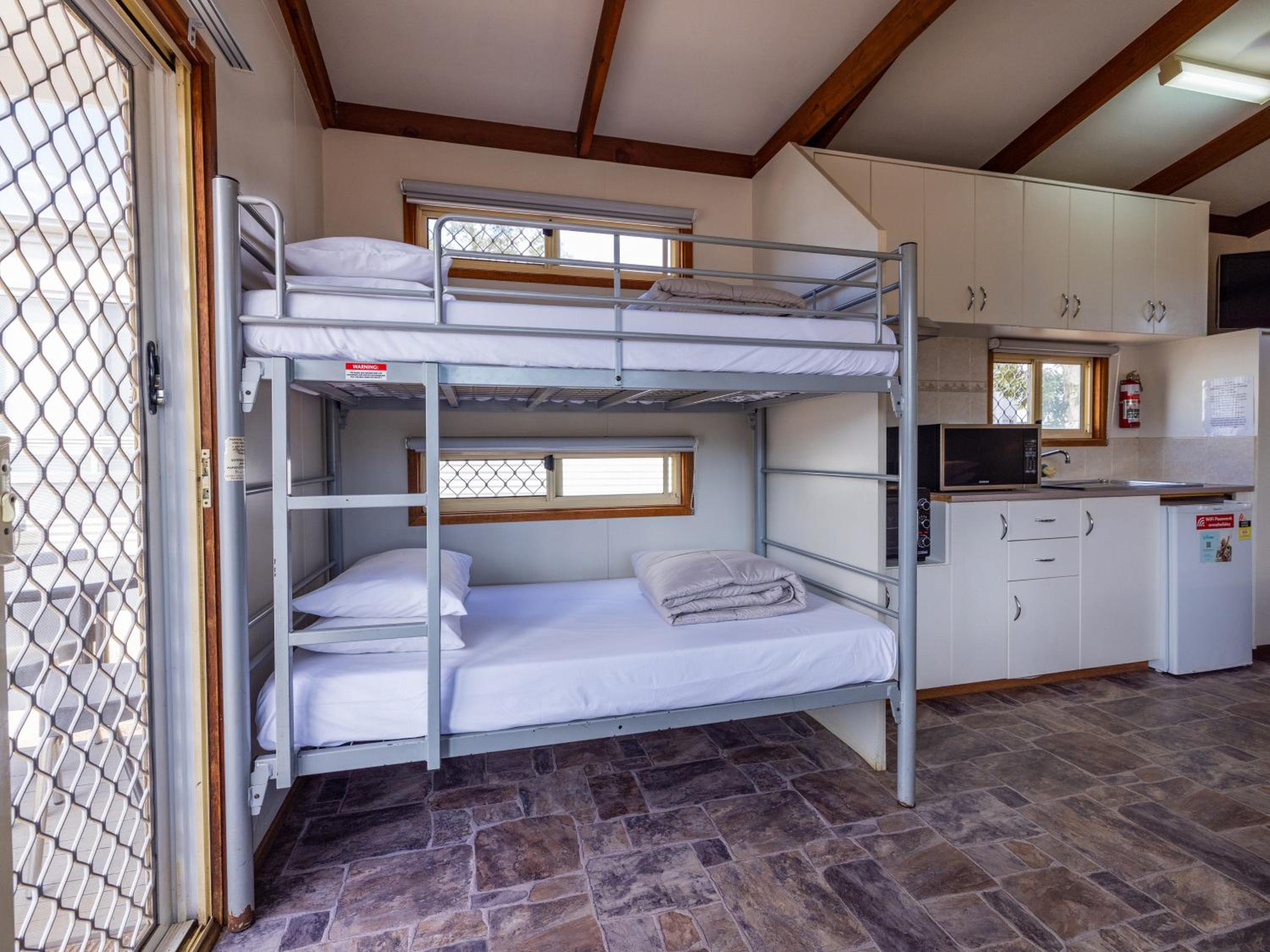 Studio Unit 4 Pax photo 1