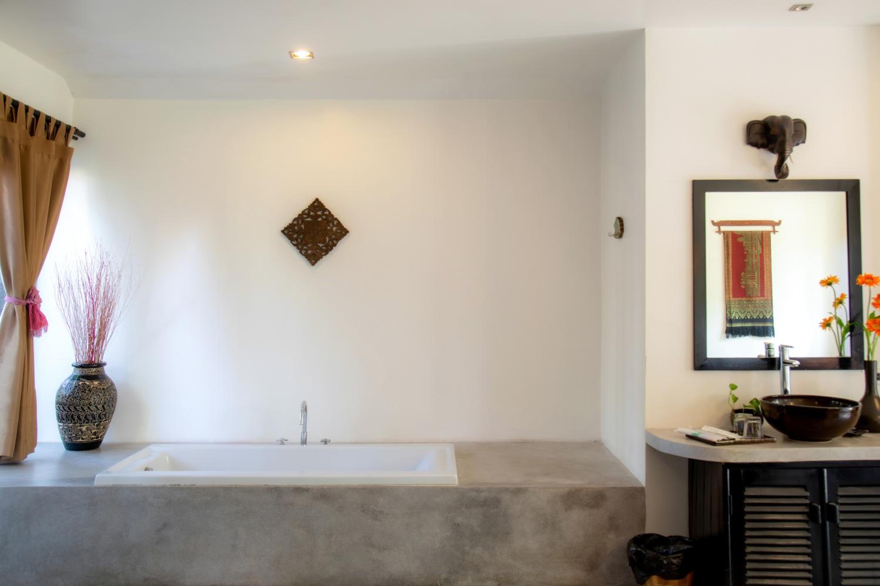 Triple Room with Pool View - Photo 7