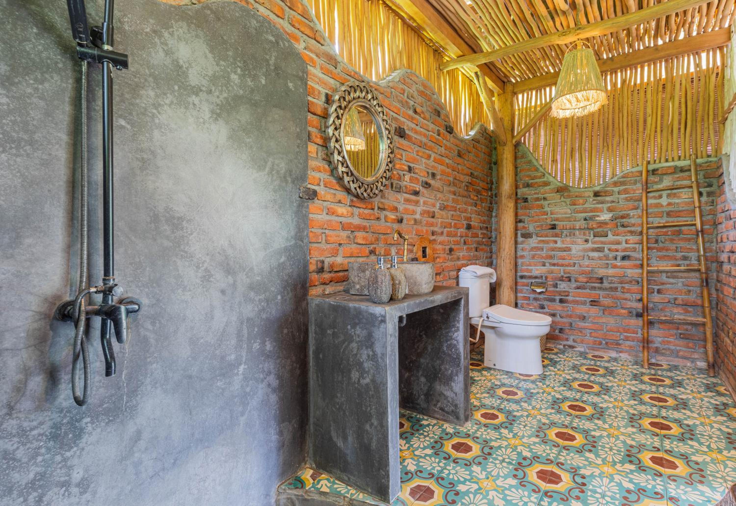 One-Bedroom River View Villa with Private Pool - Photo 42