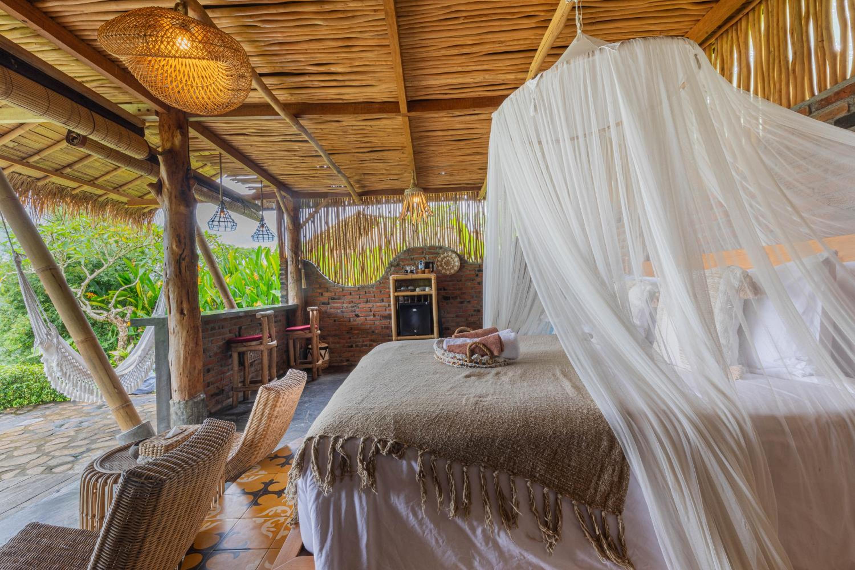 One-Bedroom River View Villa with Private Pool - Photo 56