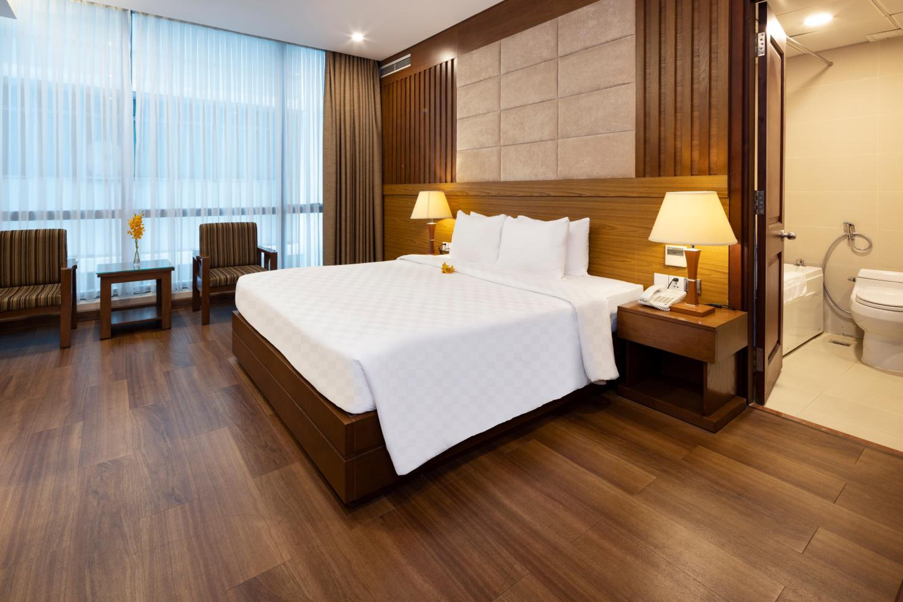Junior Suite 2 pax + Free Mini-bar photo 3