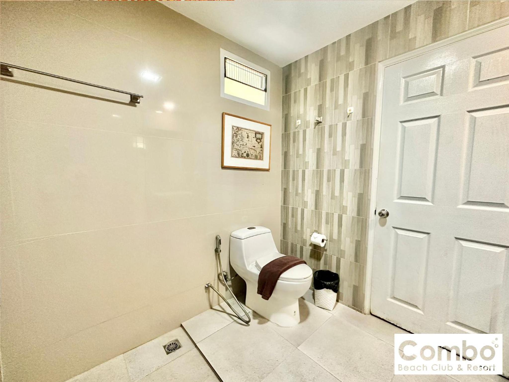 Junior Double Suite with Balcony - Photo 2