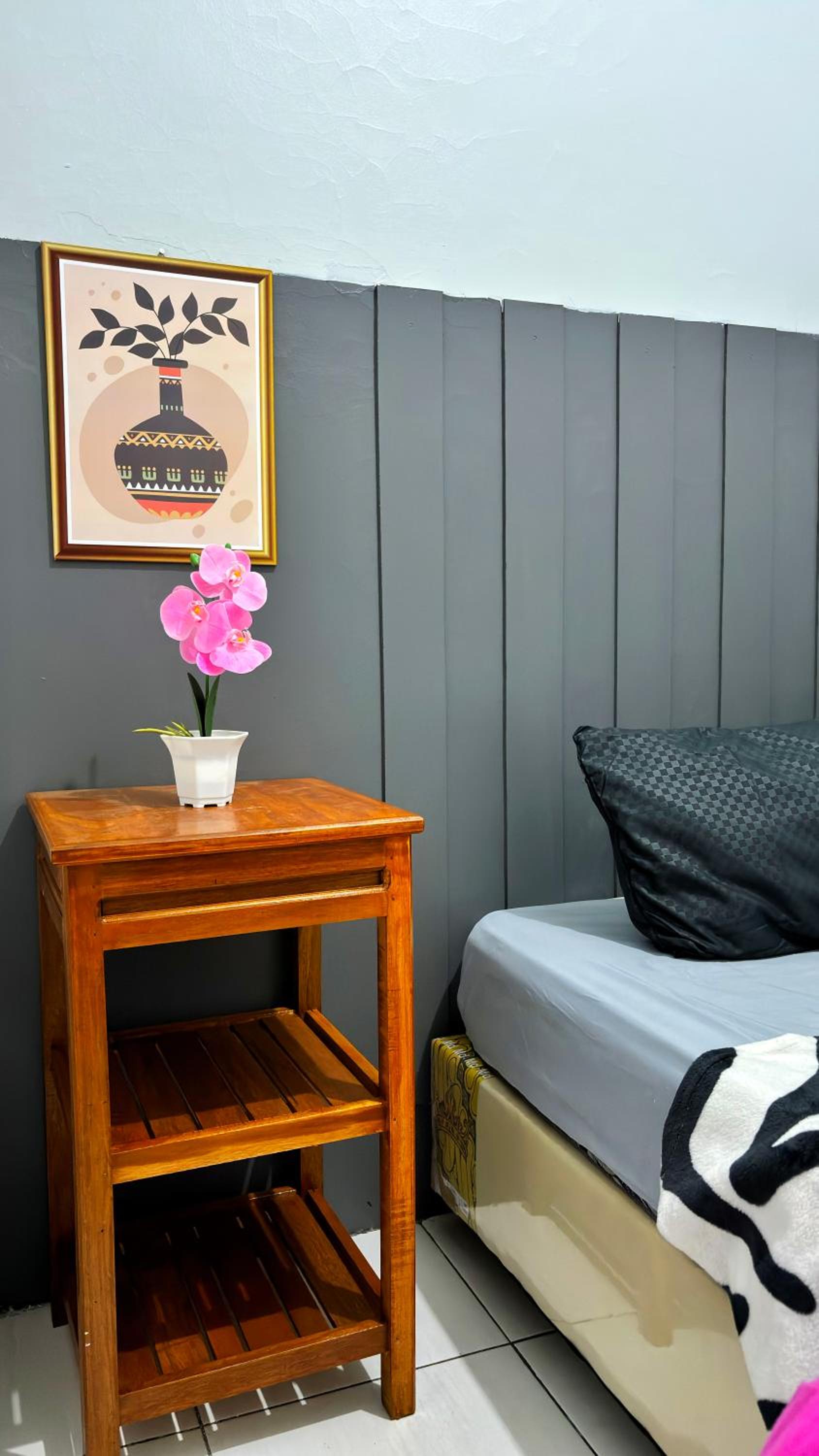 Standard Queen Room photo 2