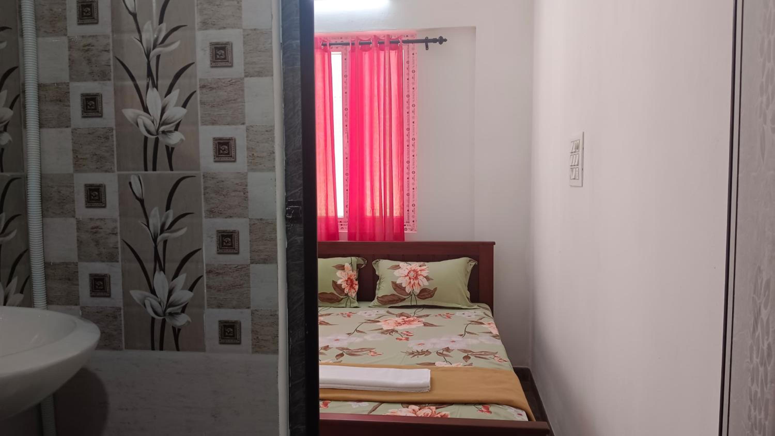 Standard Double Room with Fan photo 1