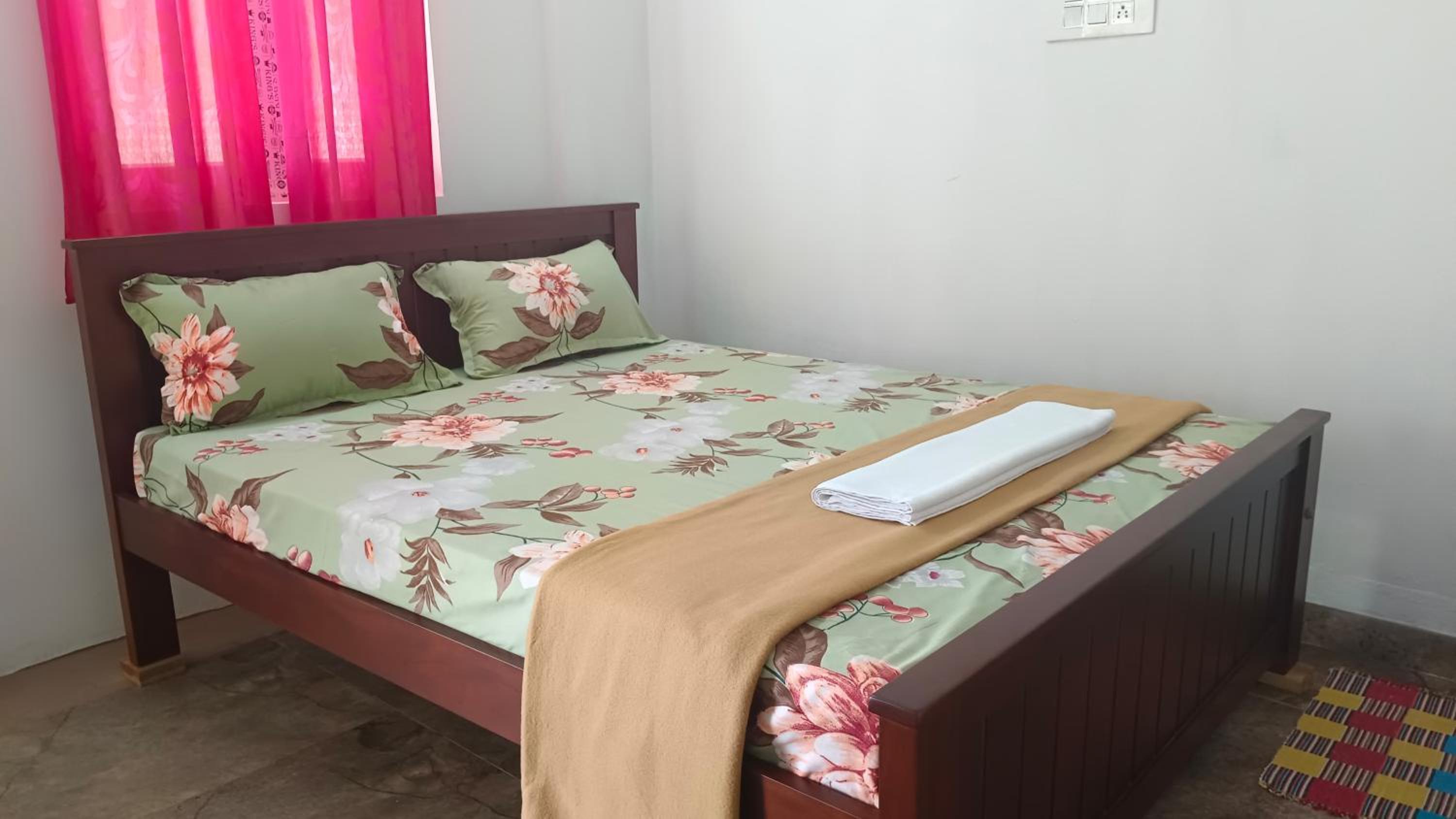 Standard Double Room with Fan photo 3