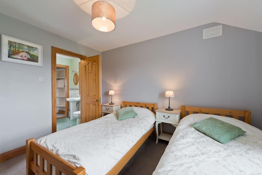Two-Bedroom Suite - Photo 6