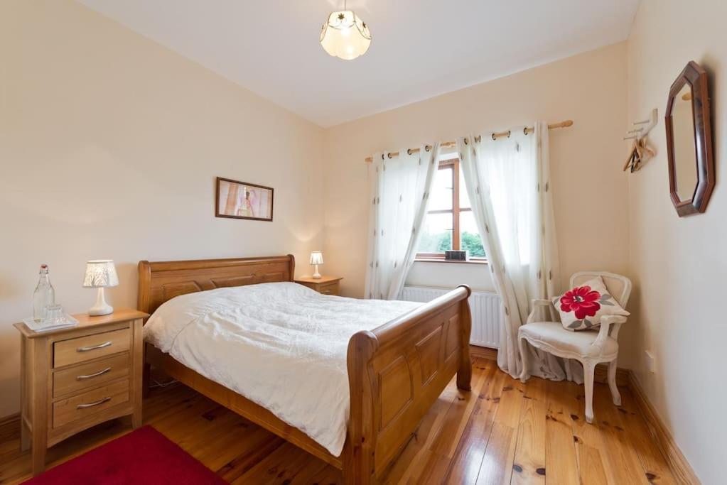 Double Room - Photo 6