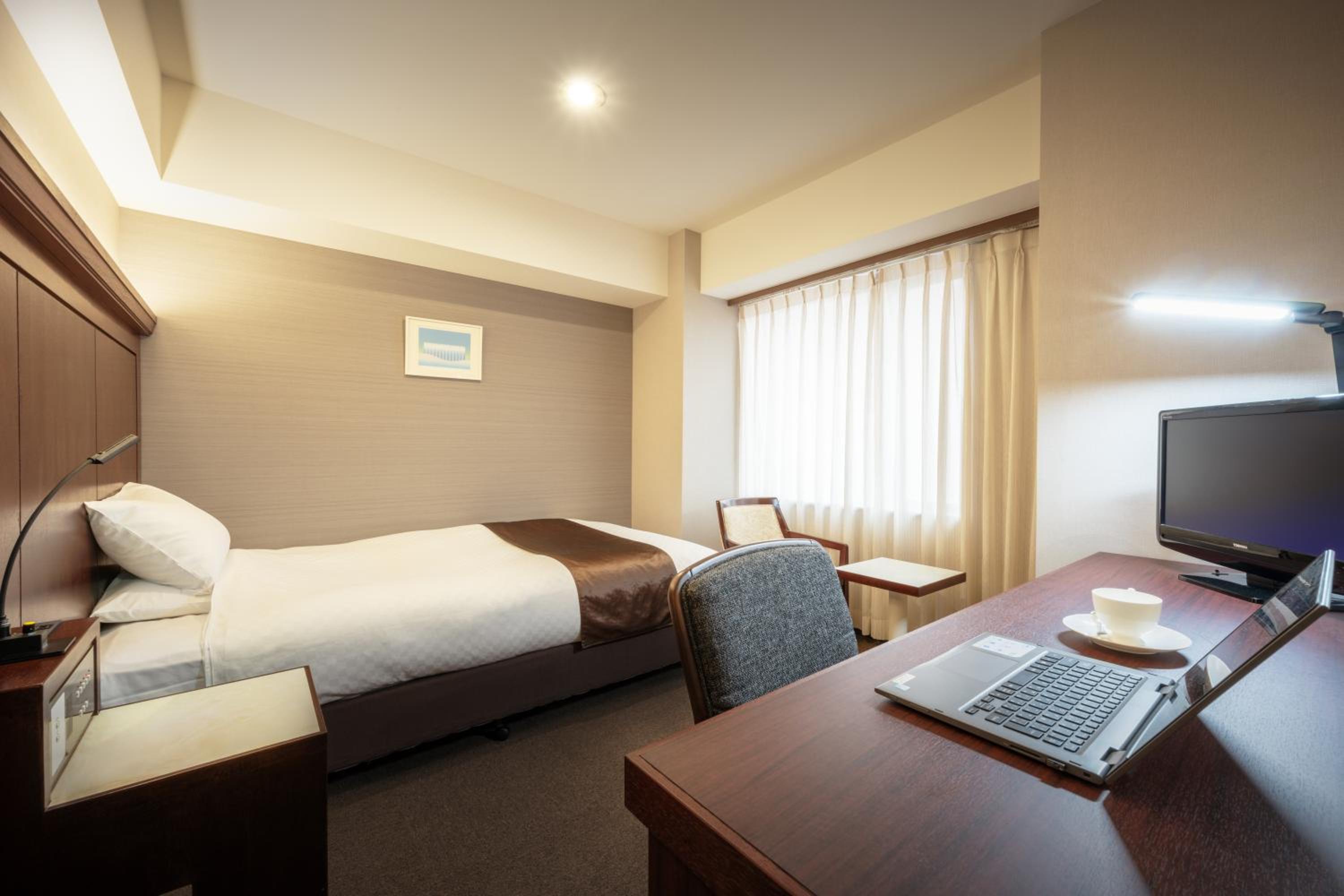 Standard Double Room with Small Double Bed - Non-Smoking