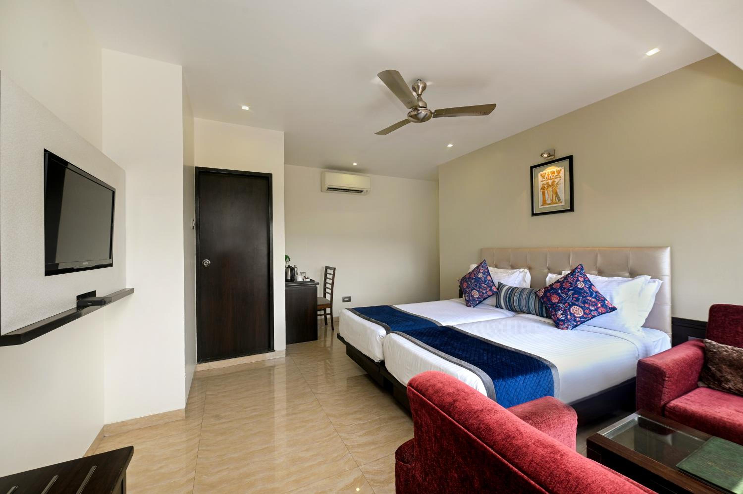 Premium room with Hi-Tea - Photo 1