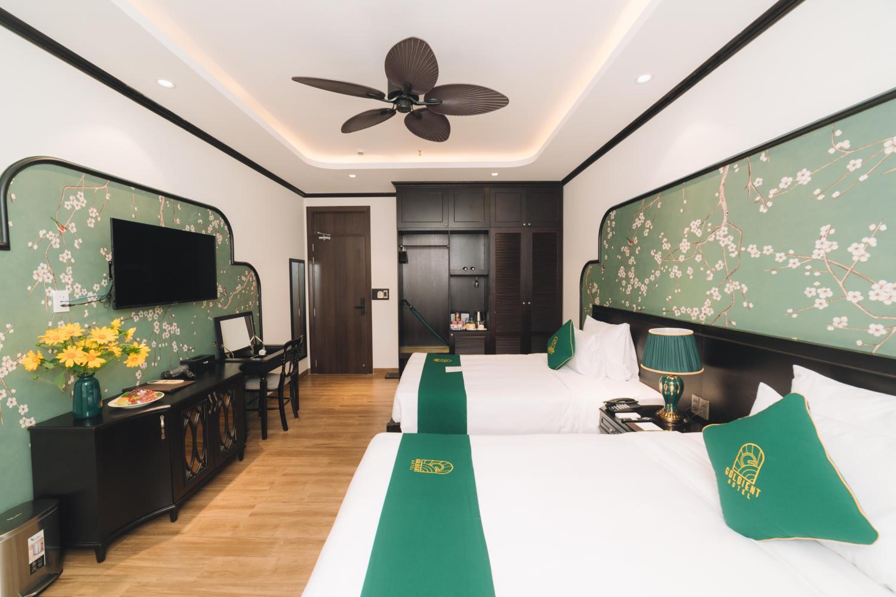 Superior Twin Room - Photo 4