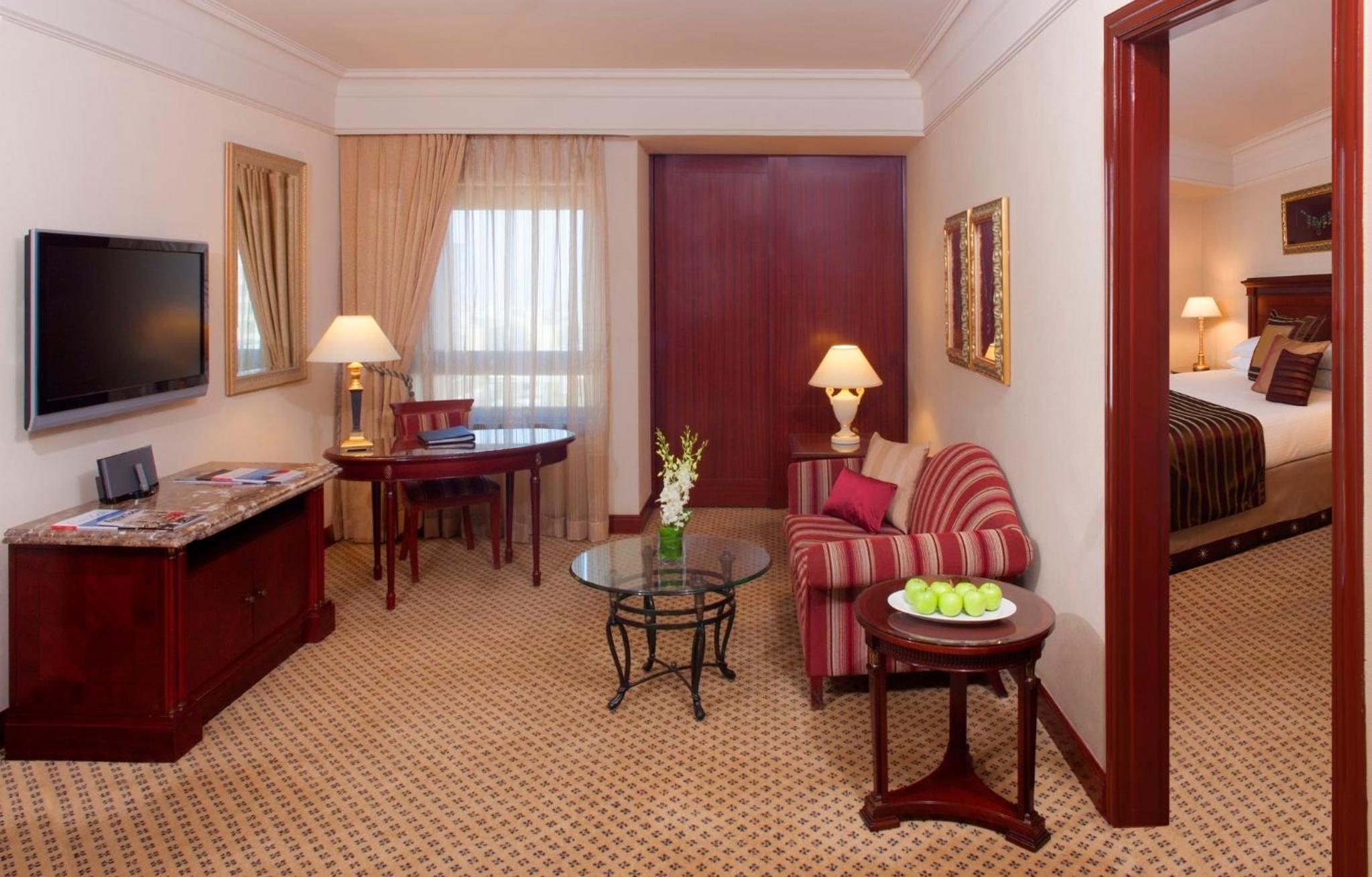Diplomatic Suite - Smoking
