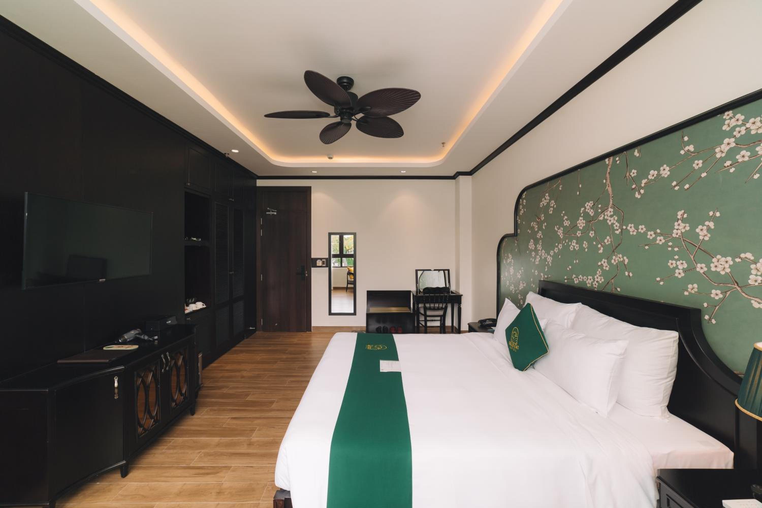 Superior Double Room - Photo 3