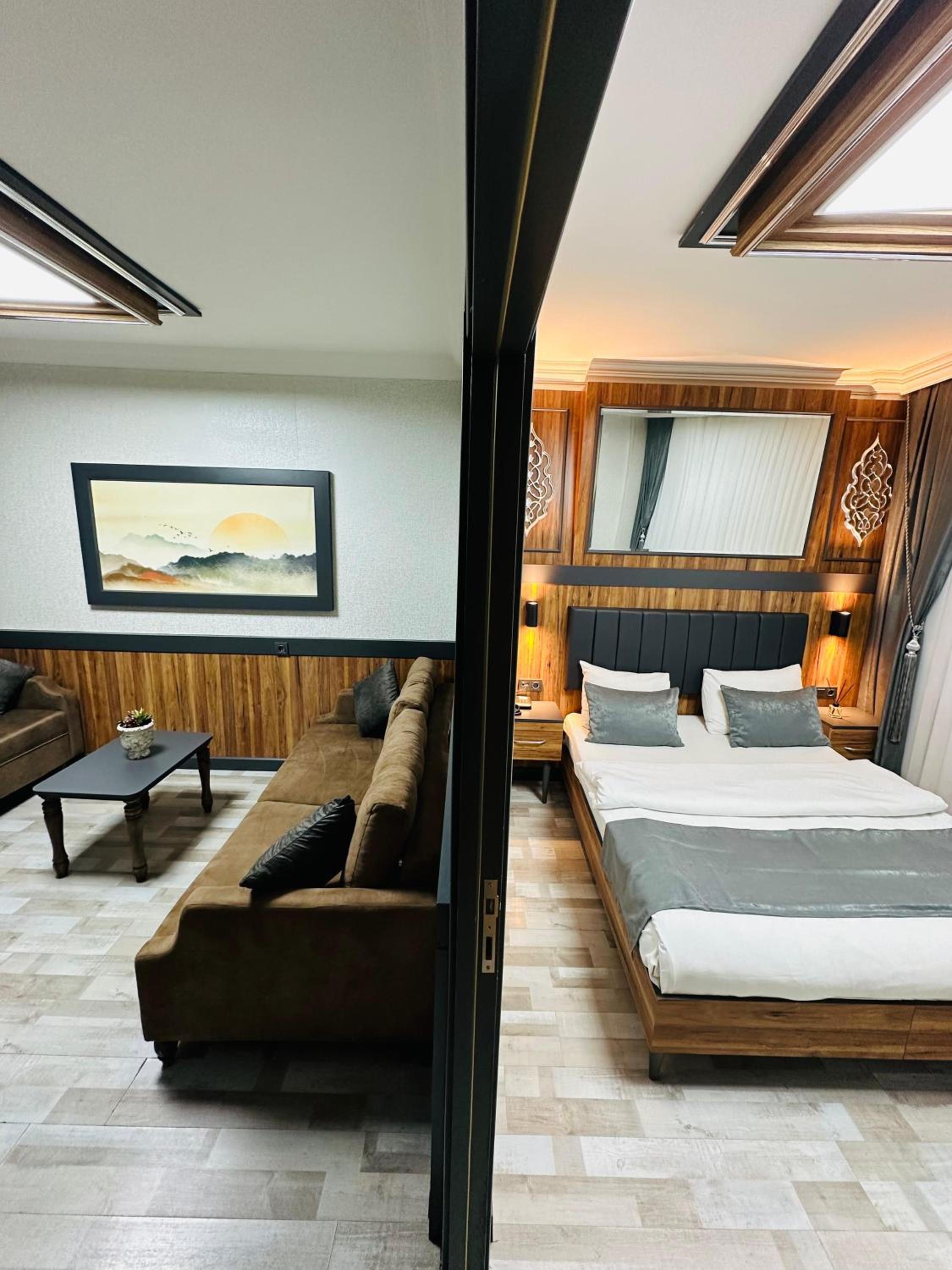 Family Room photo 1