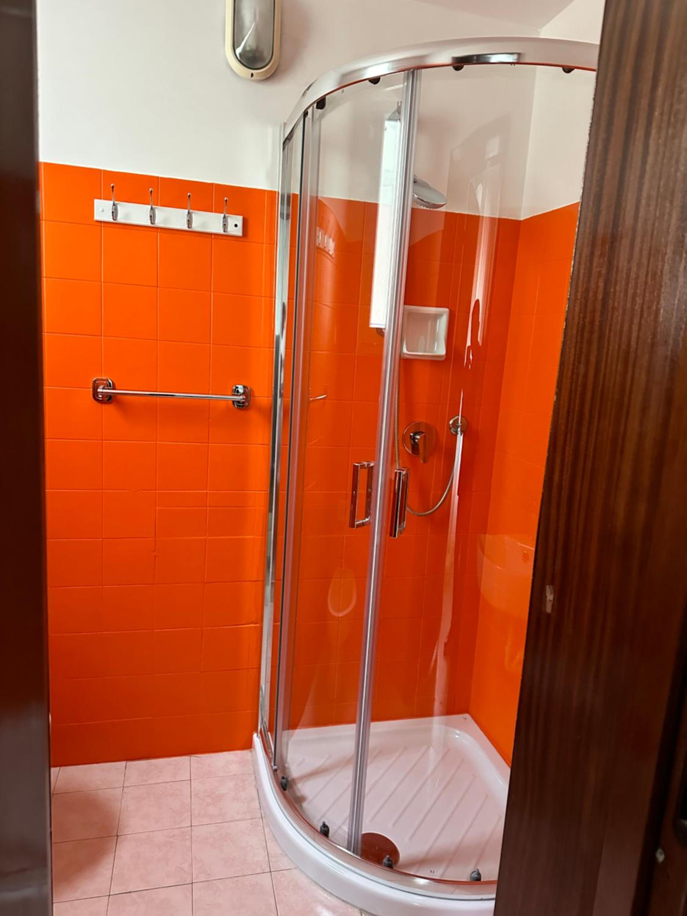 Standard Double Room - Photo 4