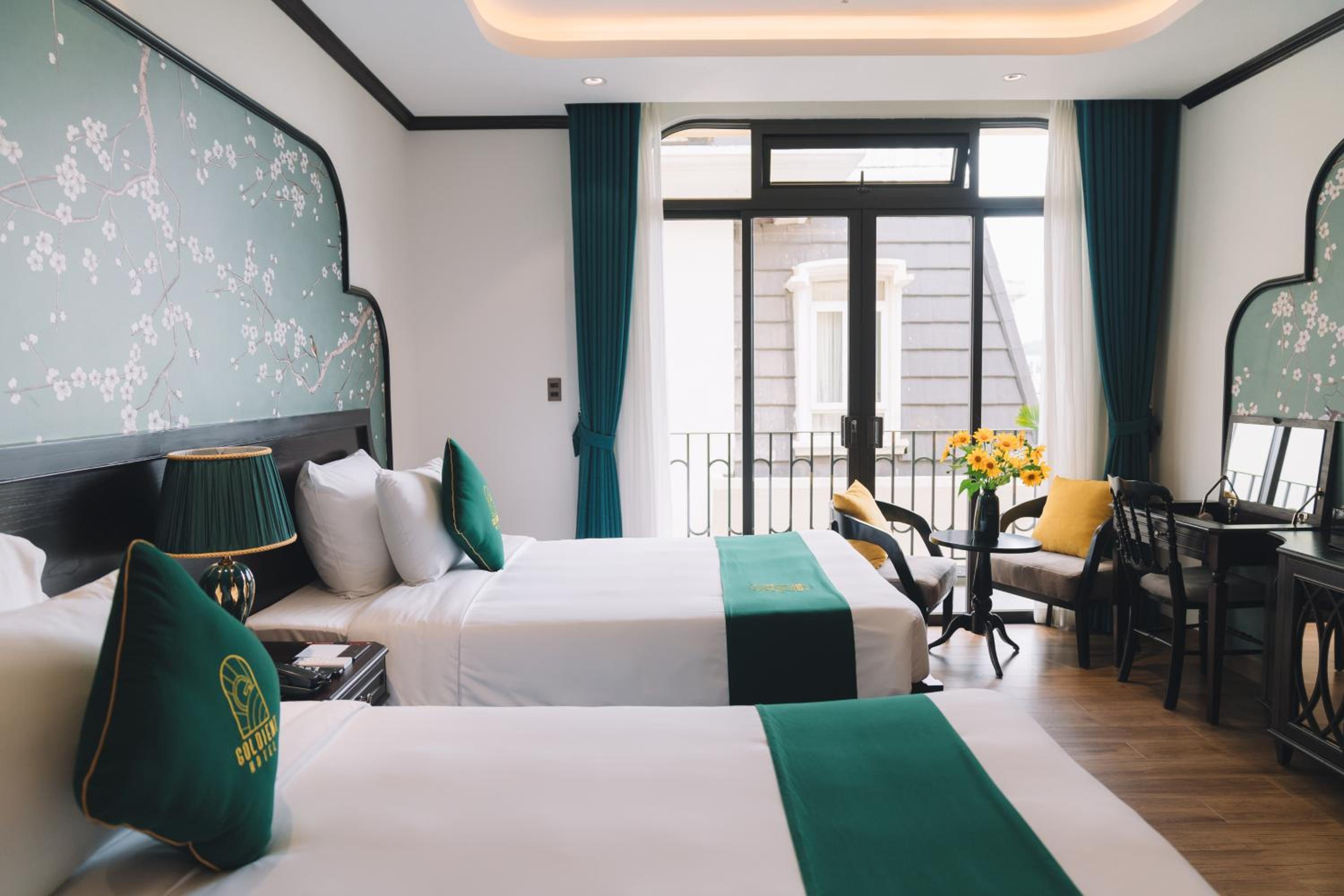 Deluxe Twin Room - Photo 1