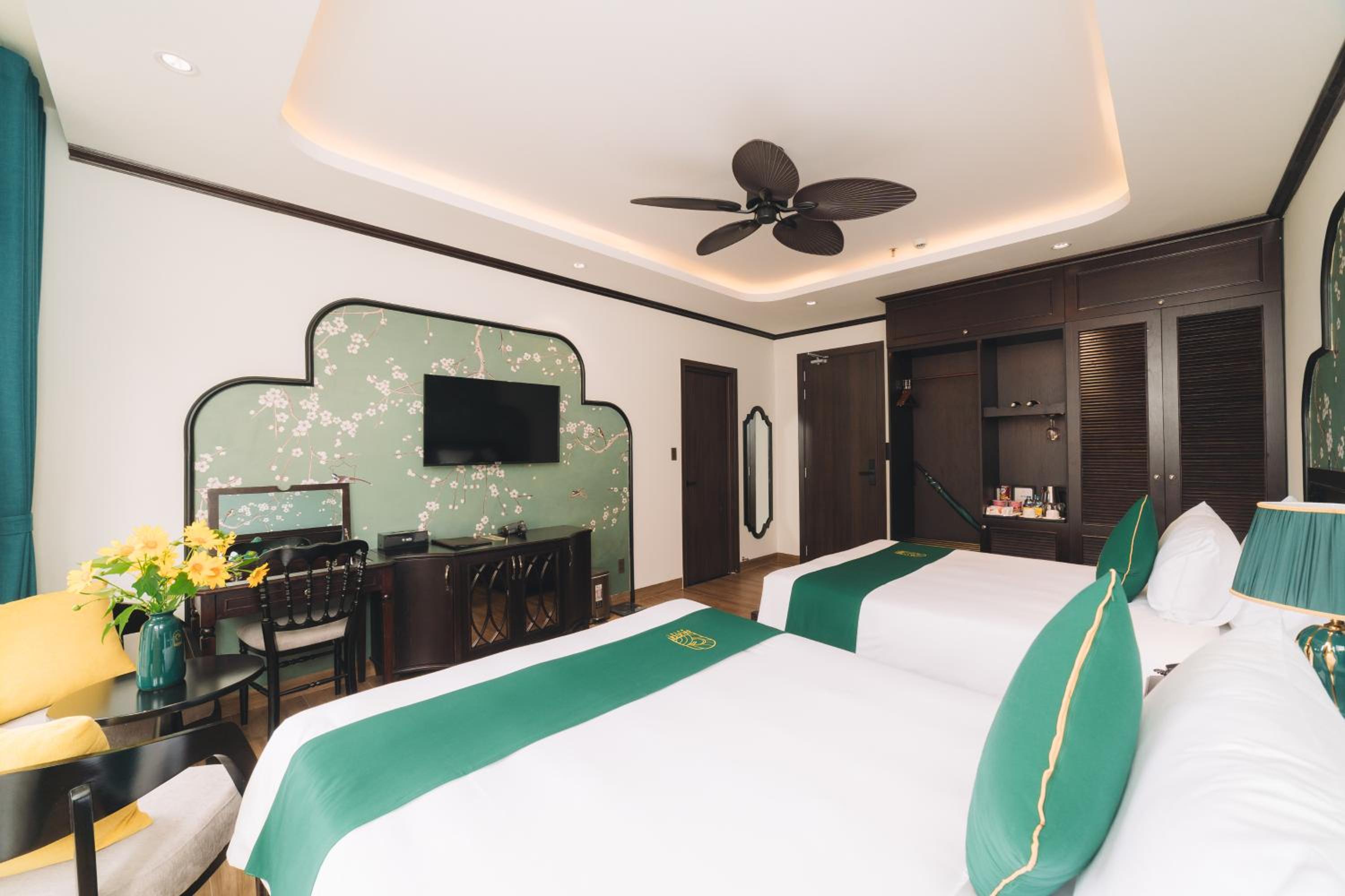 Deluxe Twin Room - Photo 7