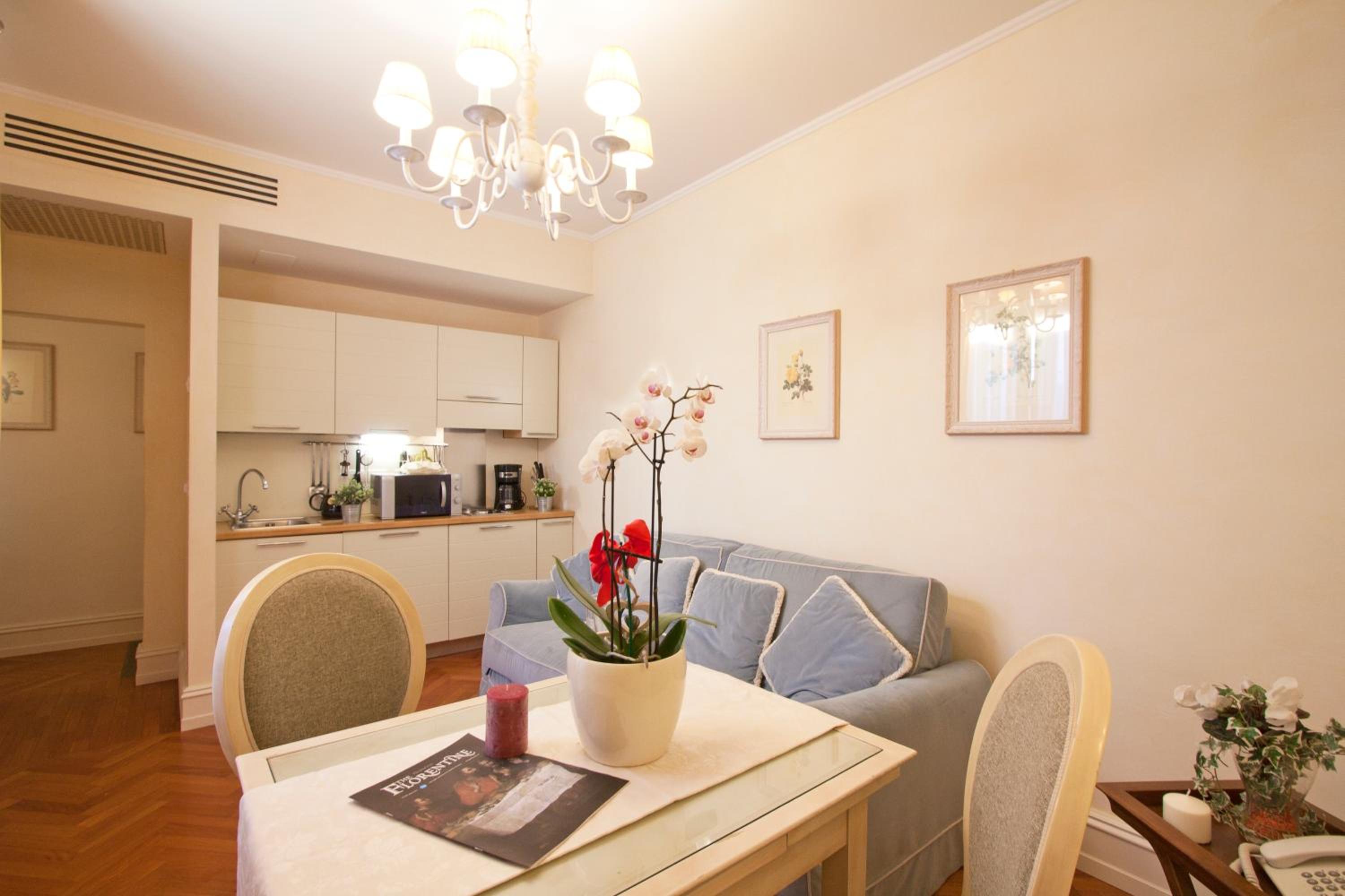 Penthouse Apartment thumbnail 5