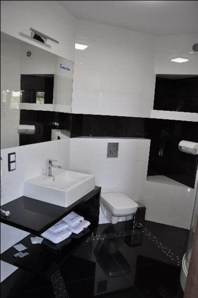 Standard Double Room - Photo 5