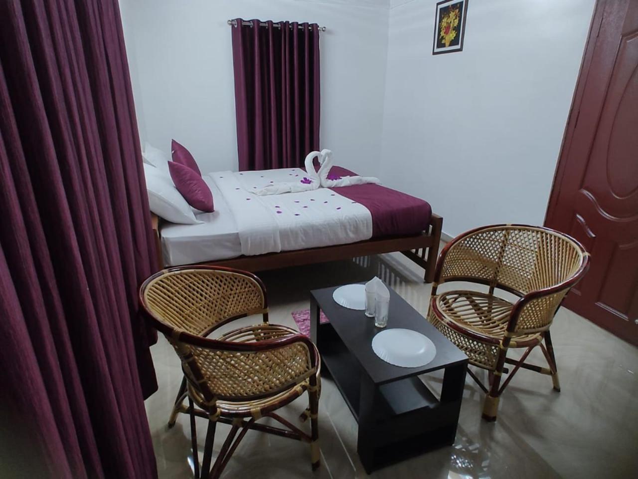 Three-Bedroom Villa photo 3