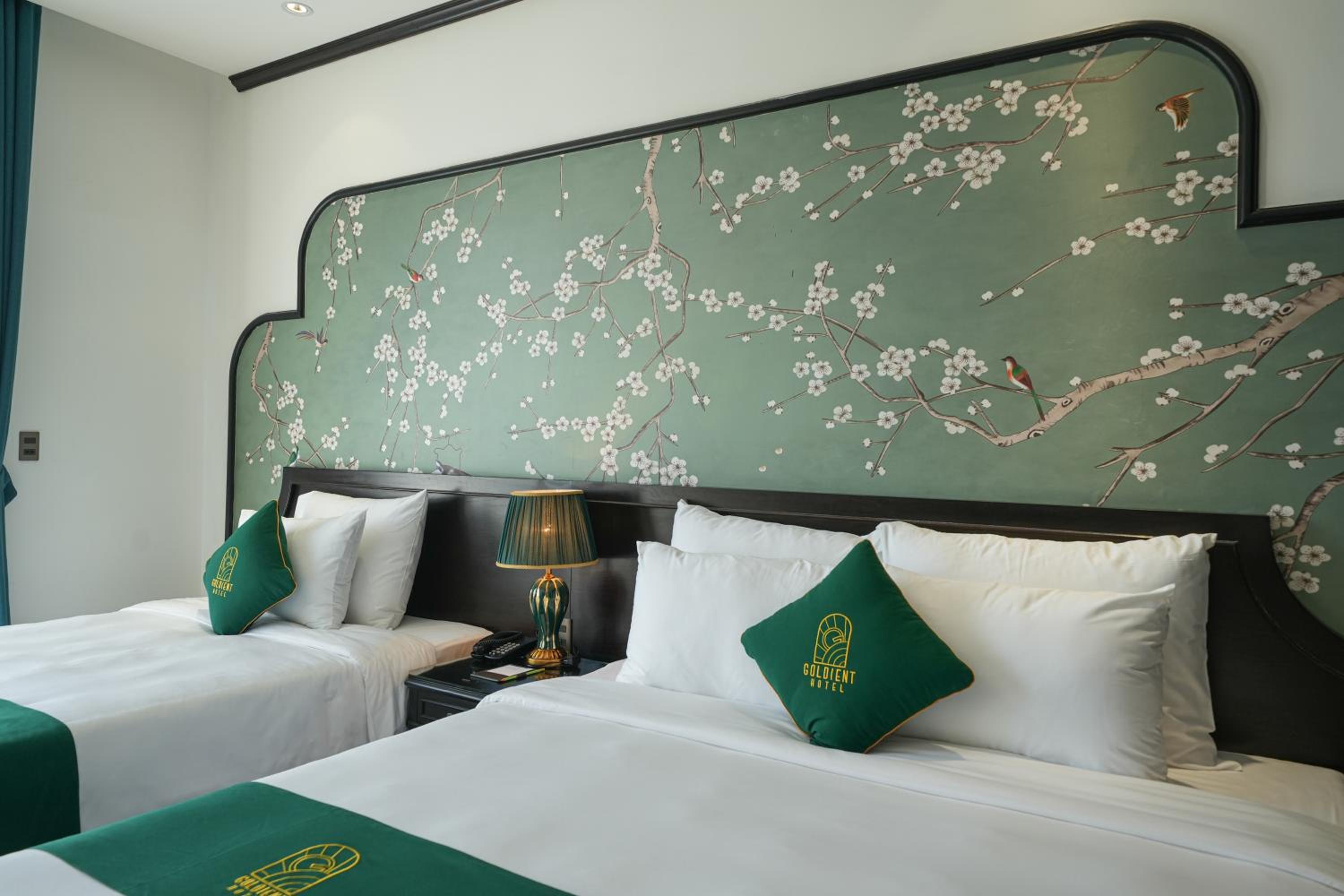 Triple Room with Balcony - Photo 3