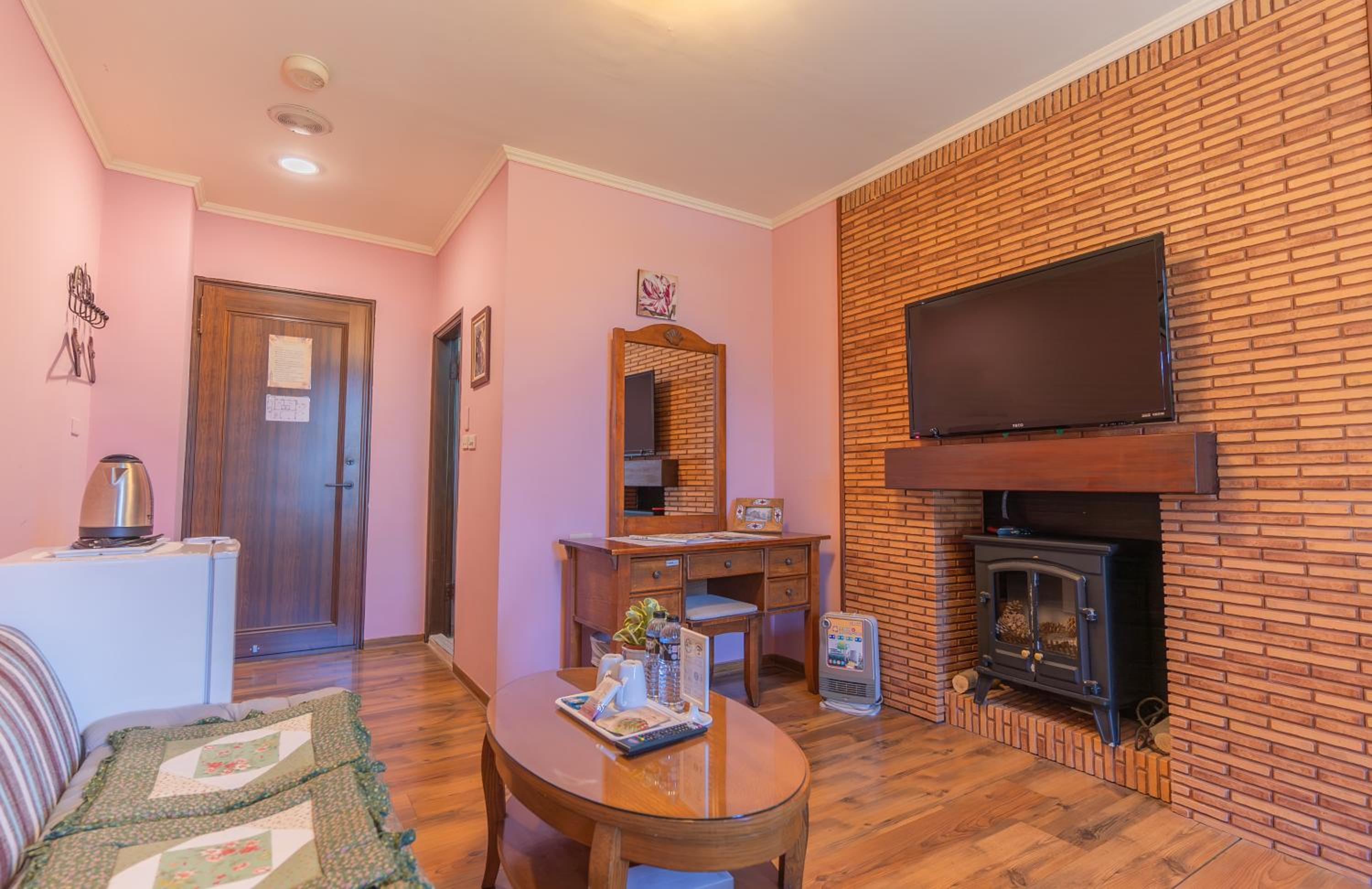 Double Room with Garden View photo 1