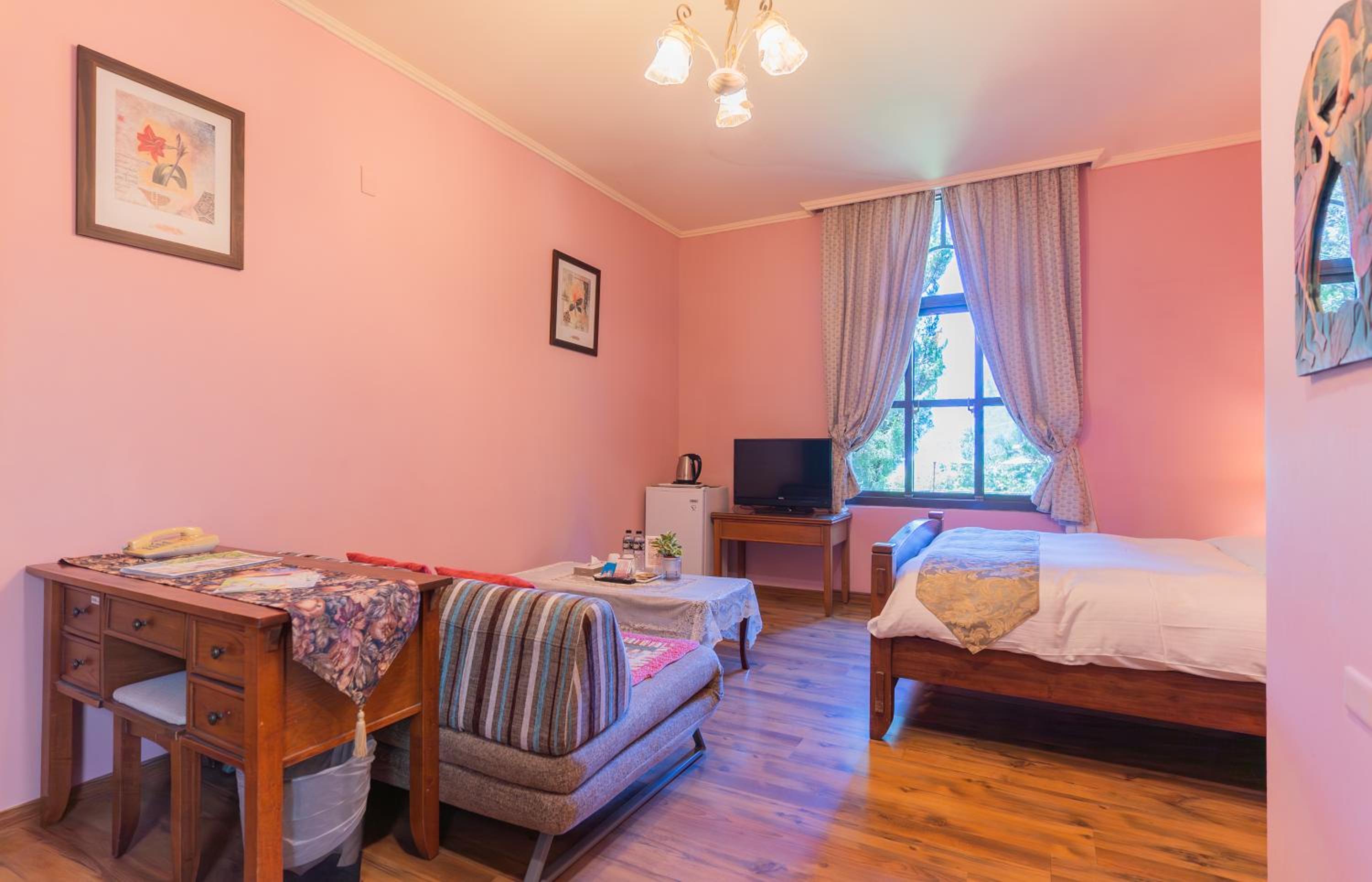 Standard Double Room photo 2
