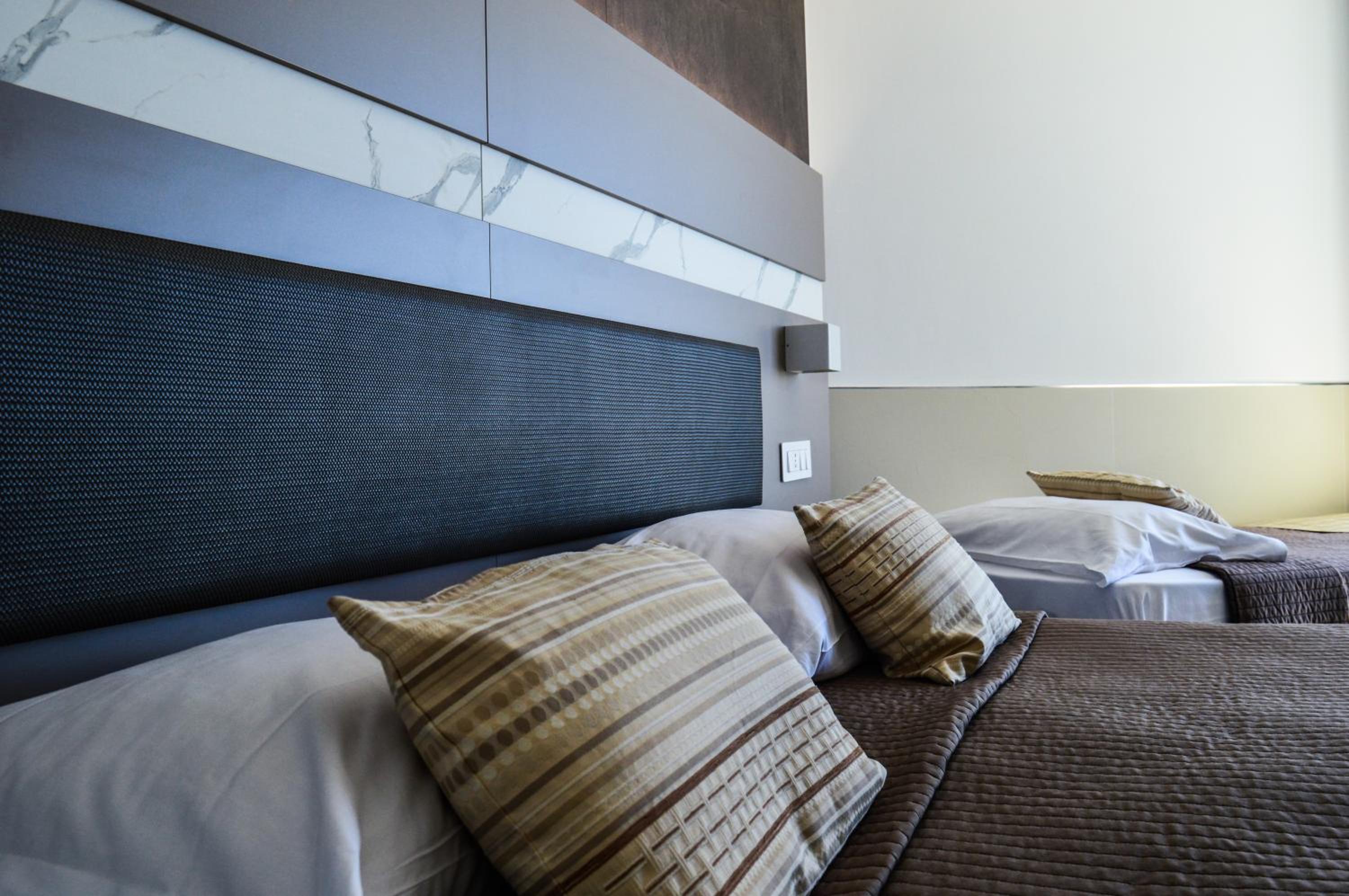 Triple Room - Photo 8