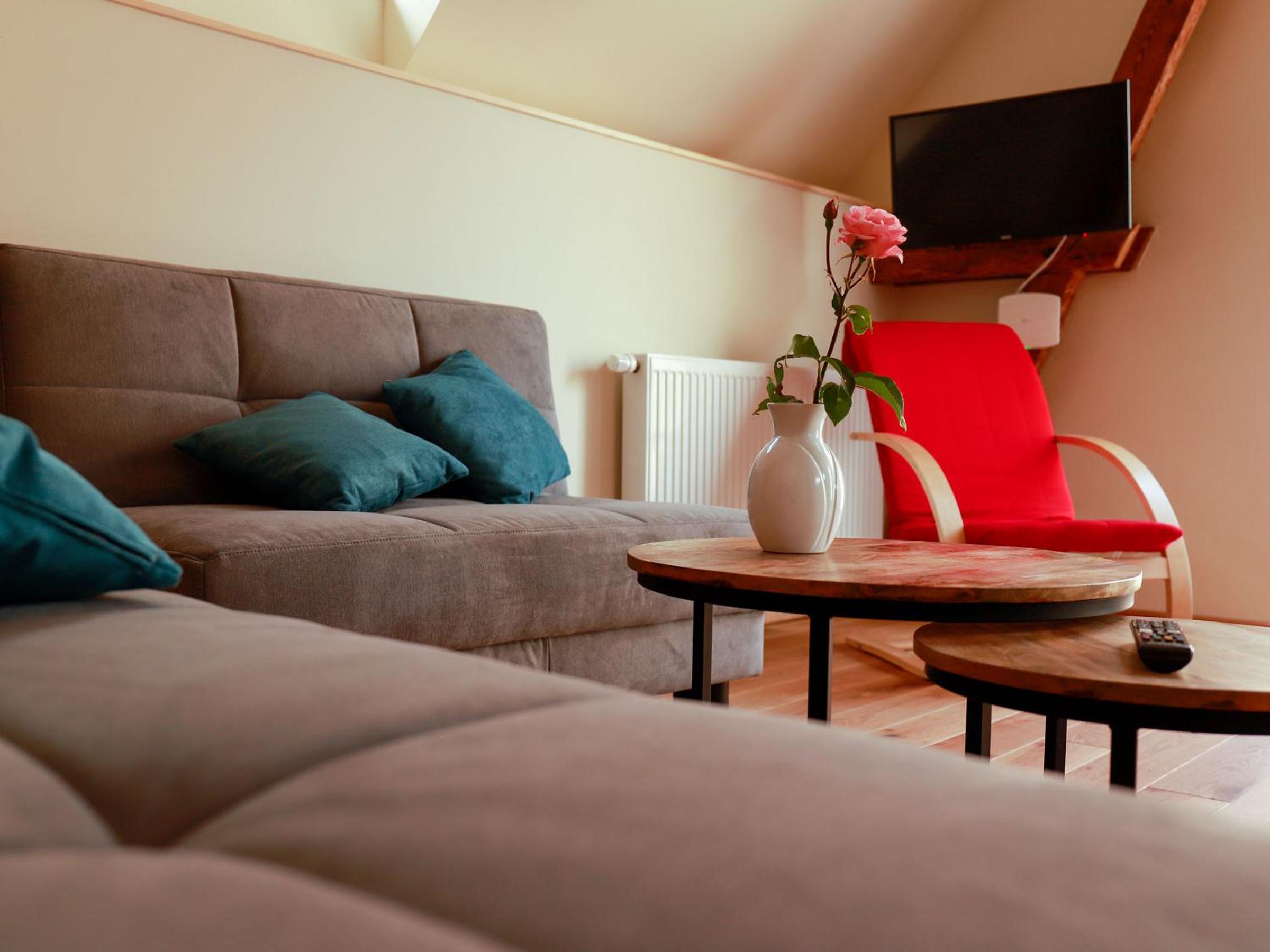 Two-Bedroom Deluxe Apartment with Garden View
