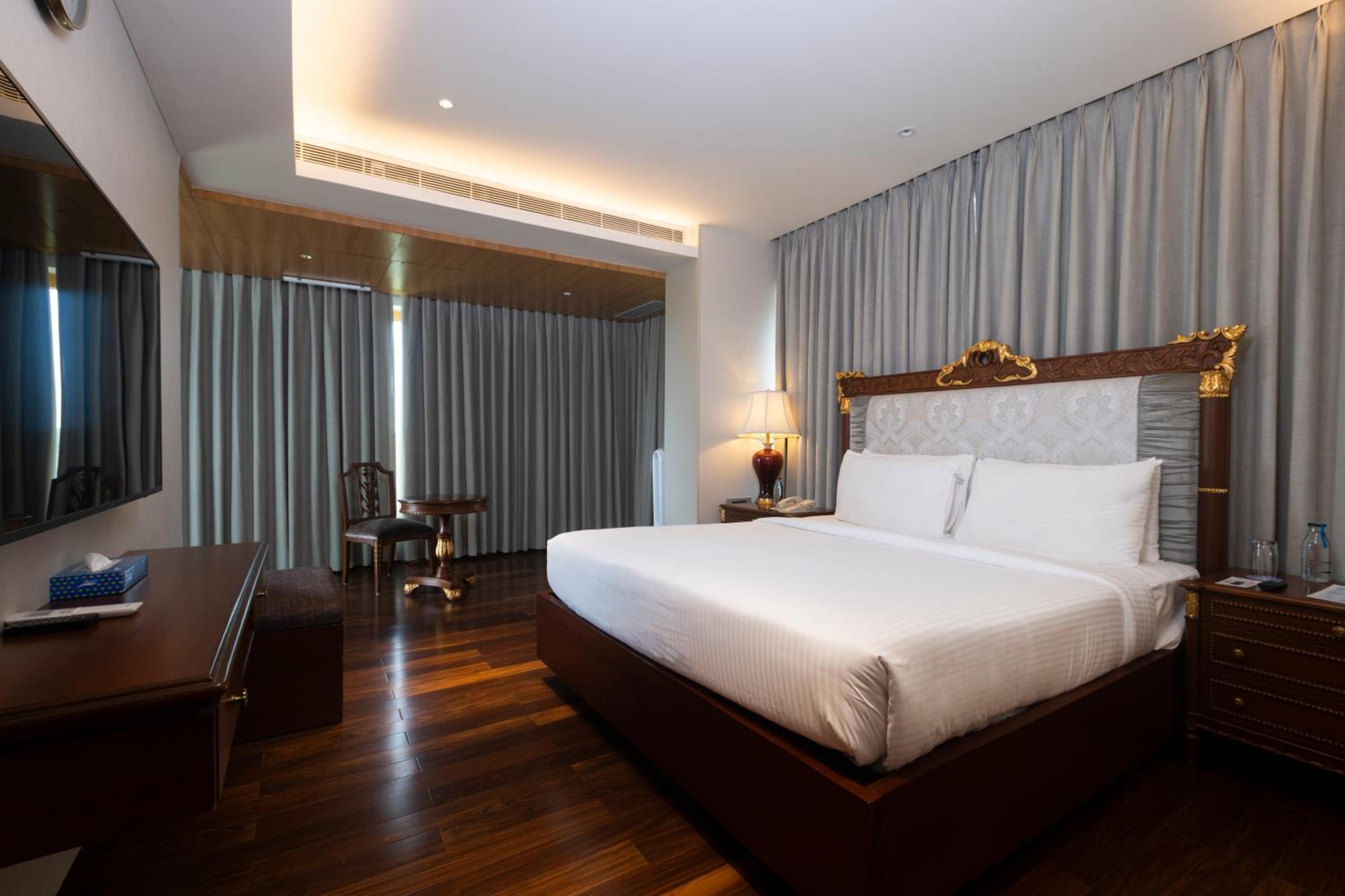 Royal Two Bedroom Suite With Balcony photo 3