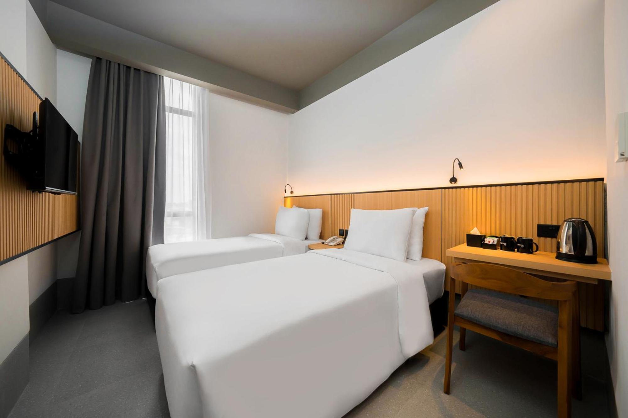 Superior Twin Room - Photo 1
