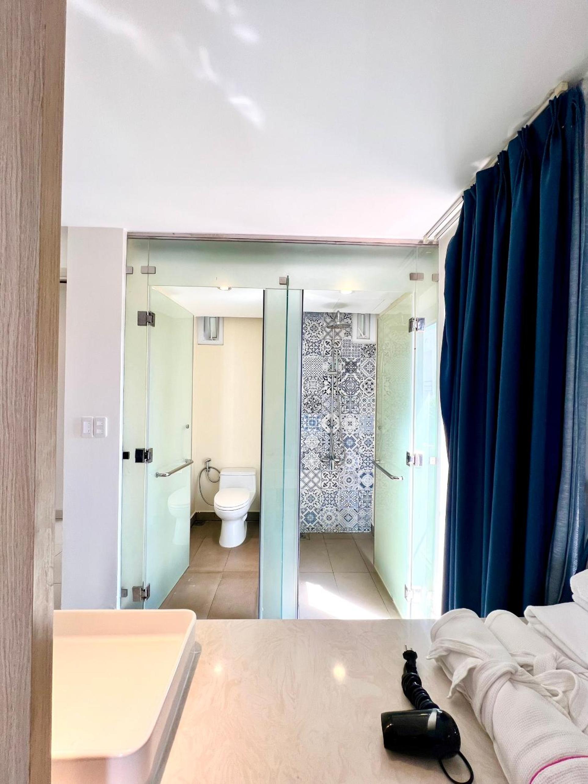 Three-Bedroom Villa photo 3
