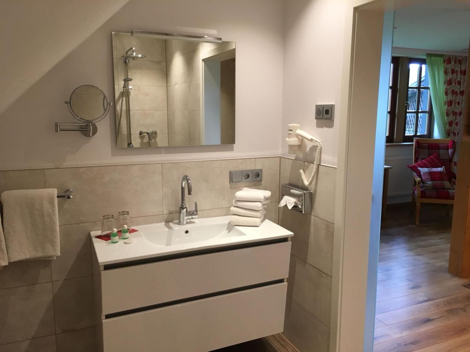 Superior Double Room - Photo 4