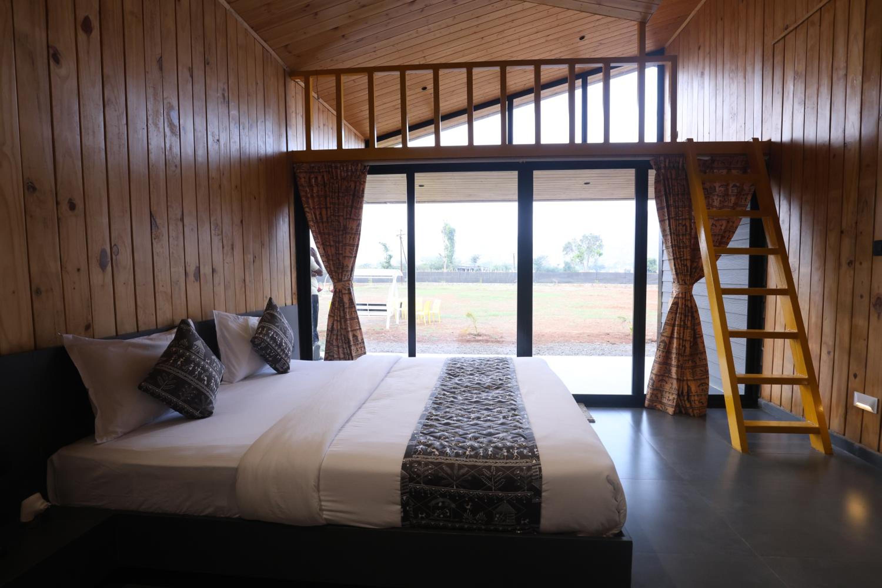 Double Room - Photo 13