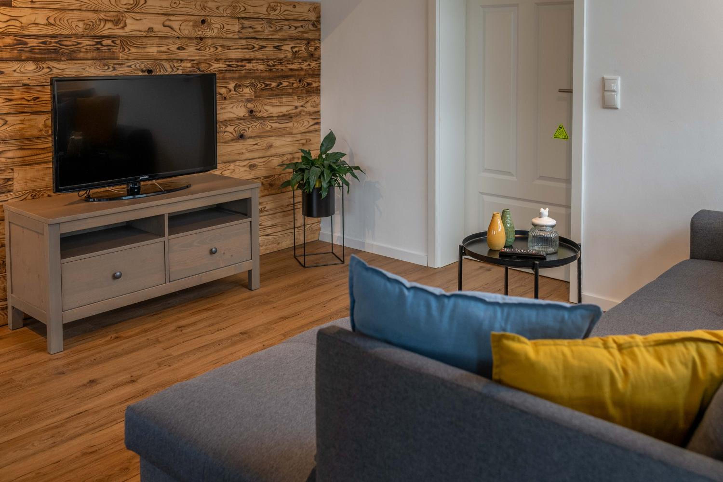 One-Bedroom Apartment with Garden View