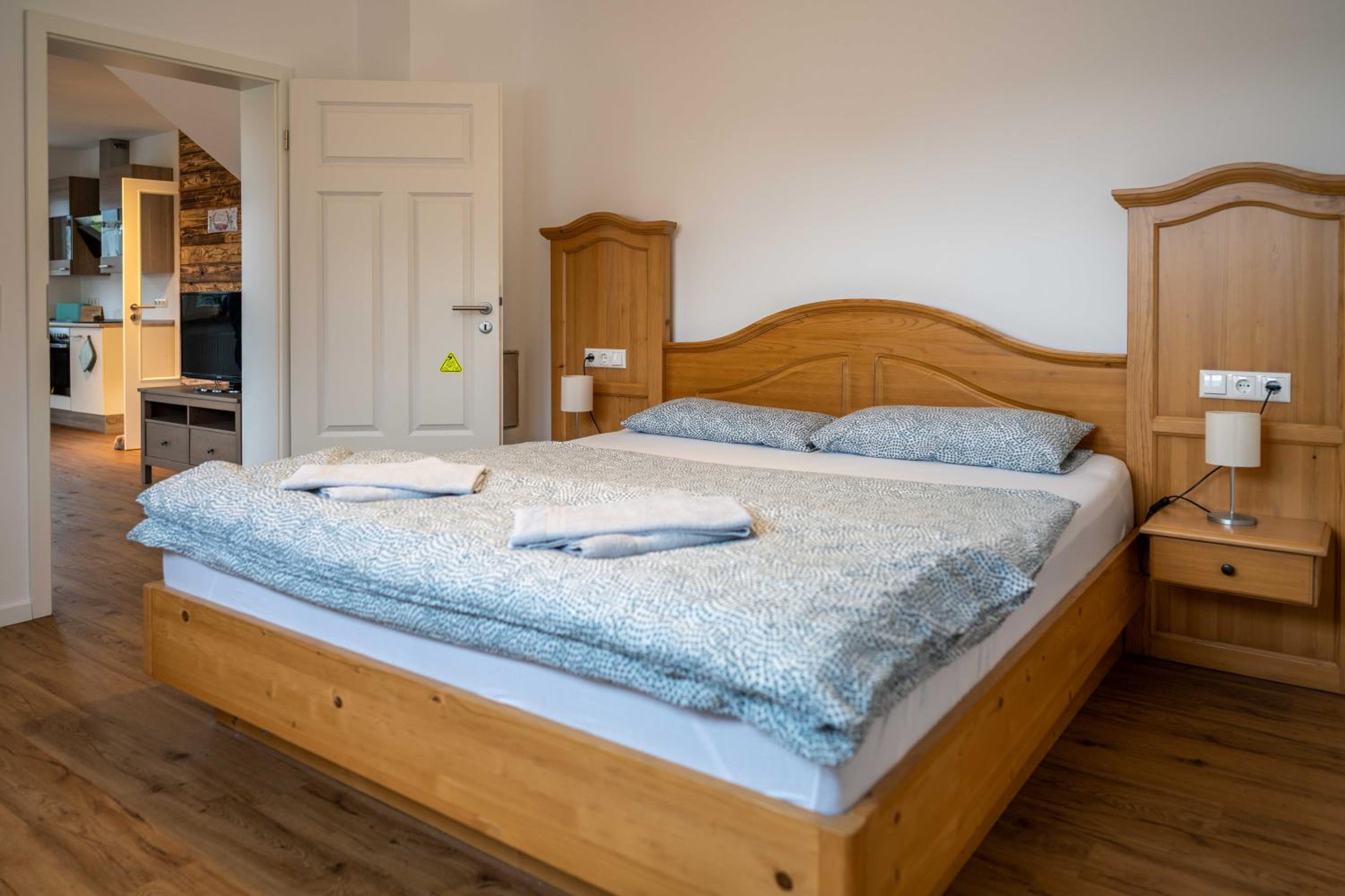 One-Bedroom Apartment with Garden View photo 3