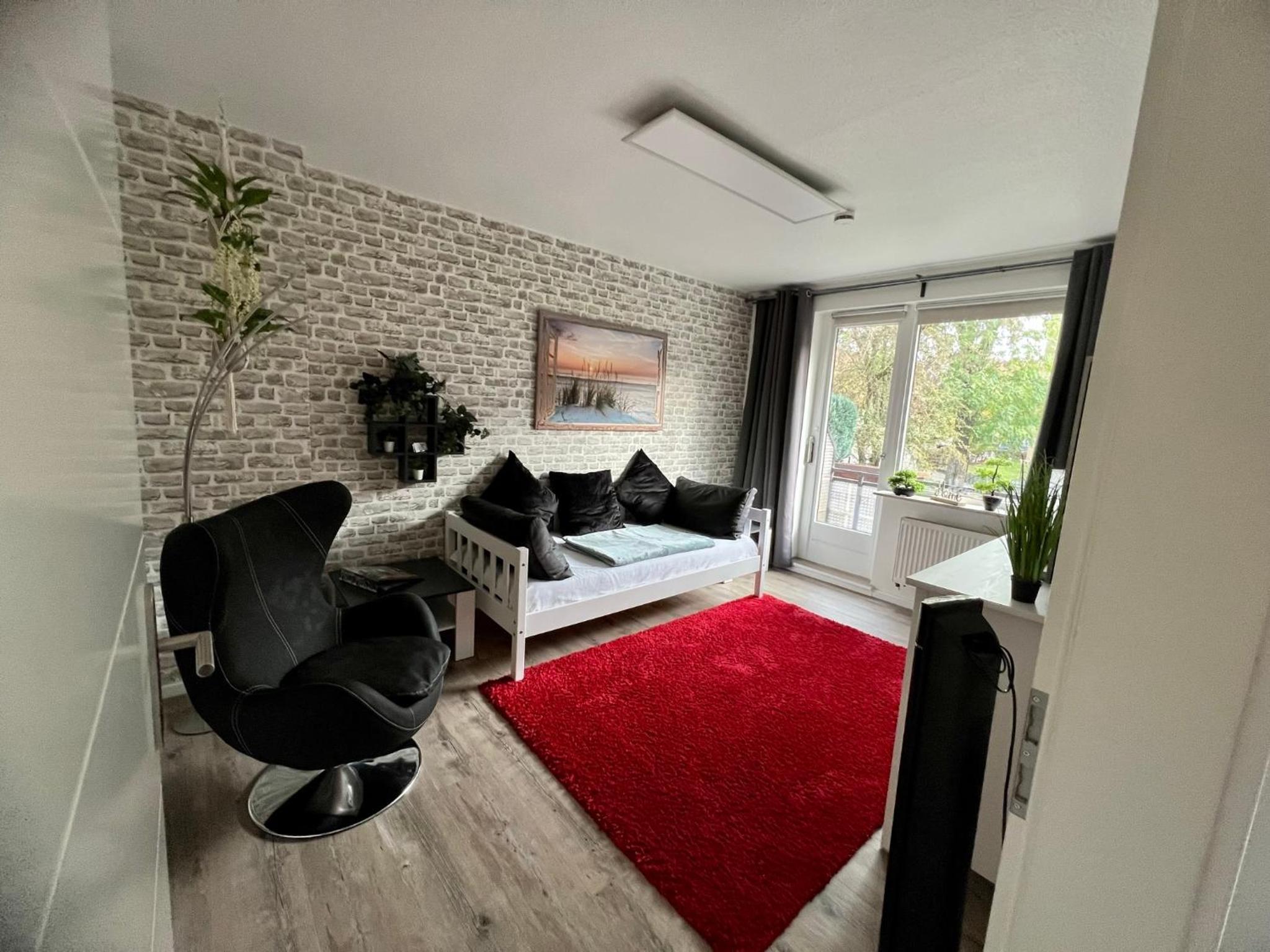 Apartment - Ground Floor photo 2