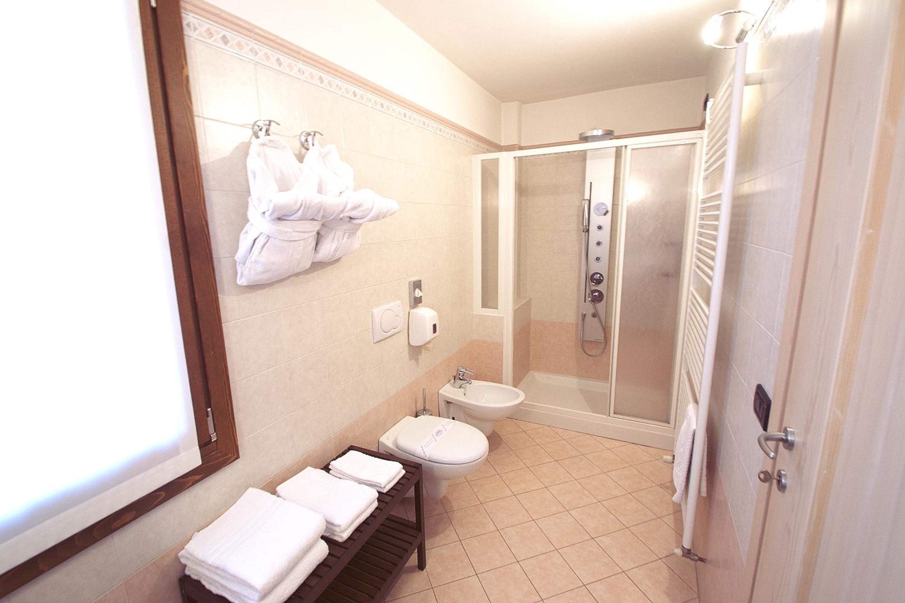 Suite with Mountain View photo 2